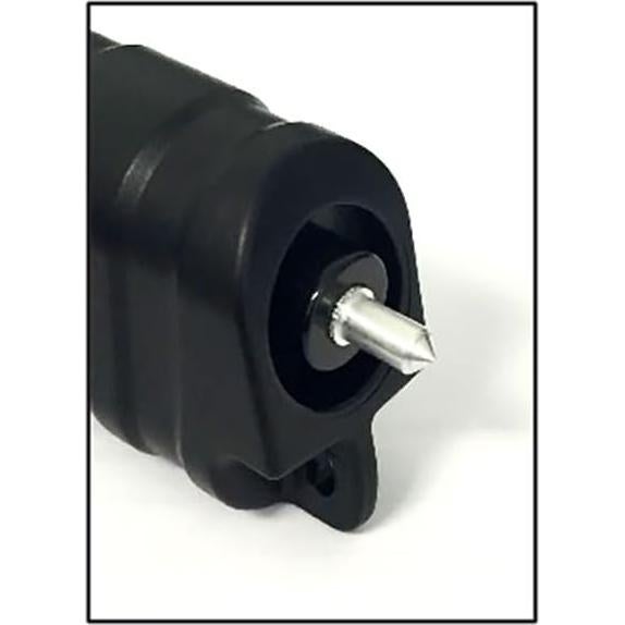 Linterna LED Cyclops 800 Lúmenes Impermeable con Rompevidrios