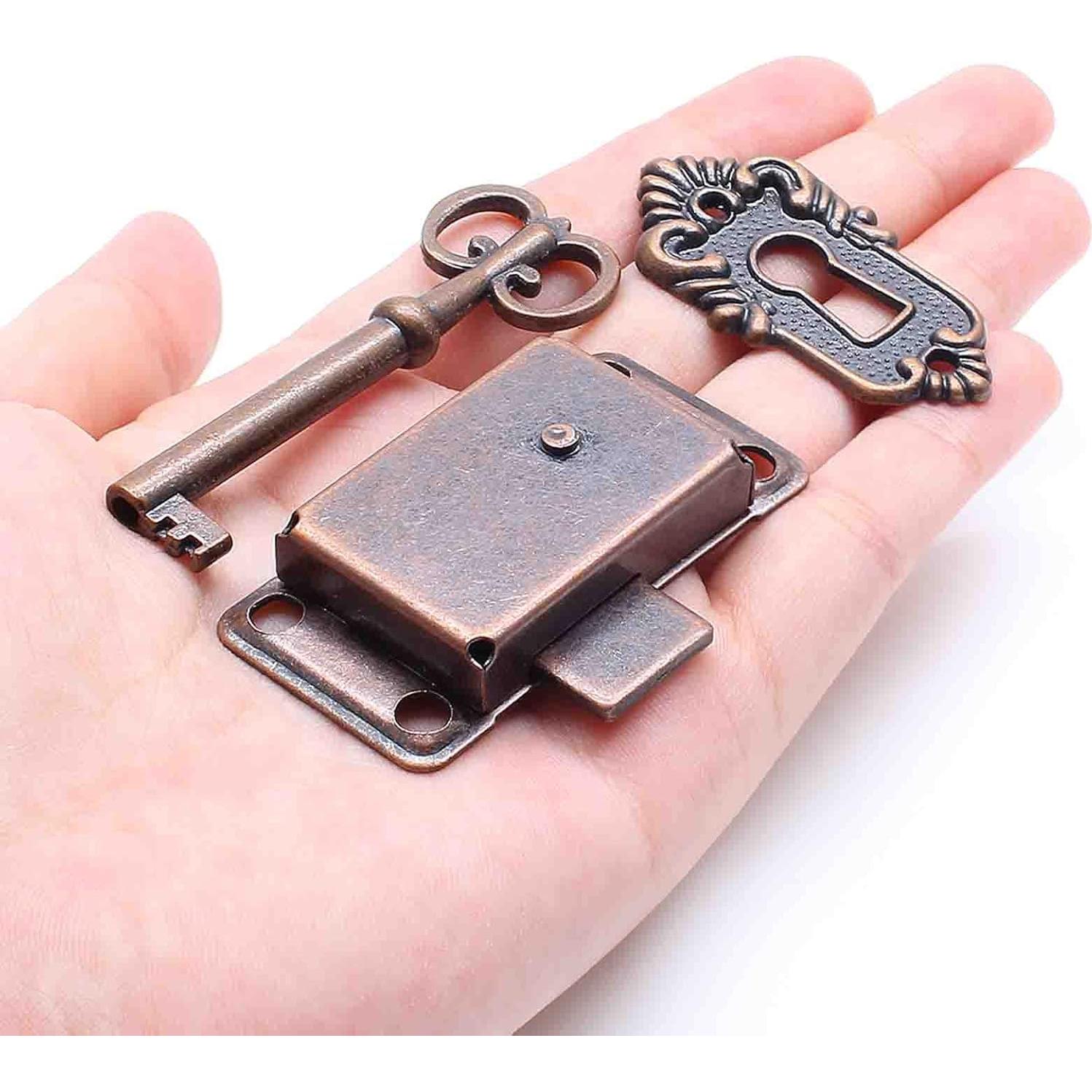 Cerradura Decorativa BokWin de Hierro Antiguo para Muebles