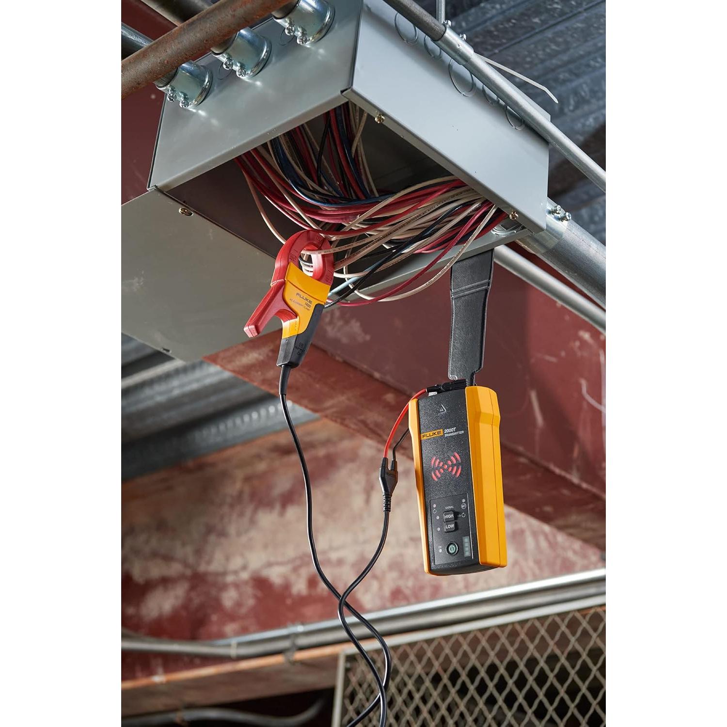 Kit de rastreo de cables Fluke 2052 CAT IV 600 V con estuche