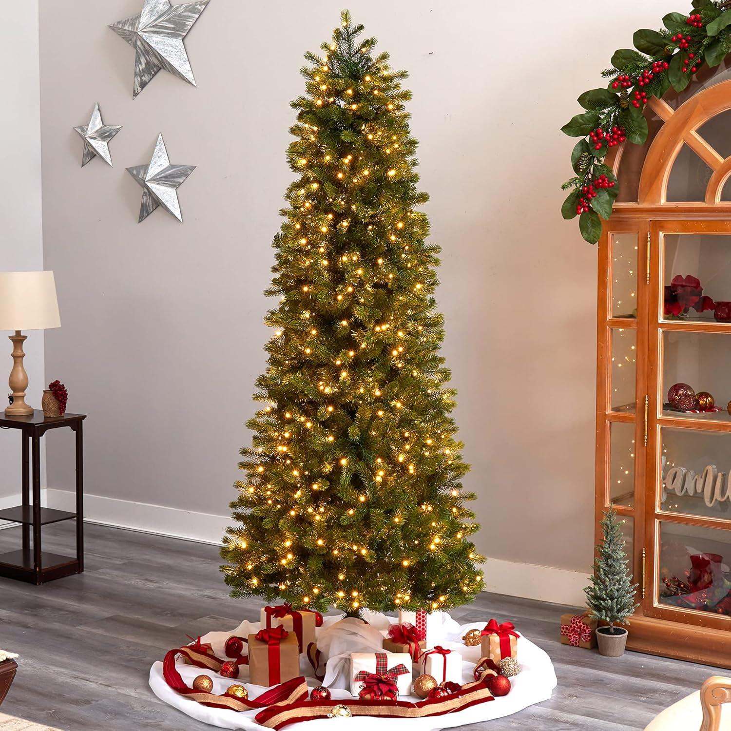 Árbol de Navidad Artificial Casi Natural 2.3m con 600 Luces LED