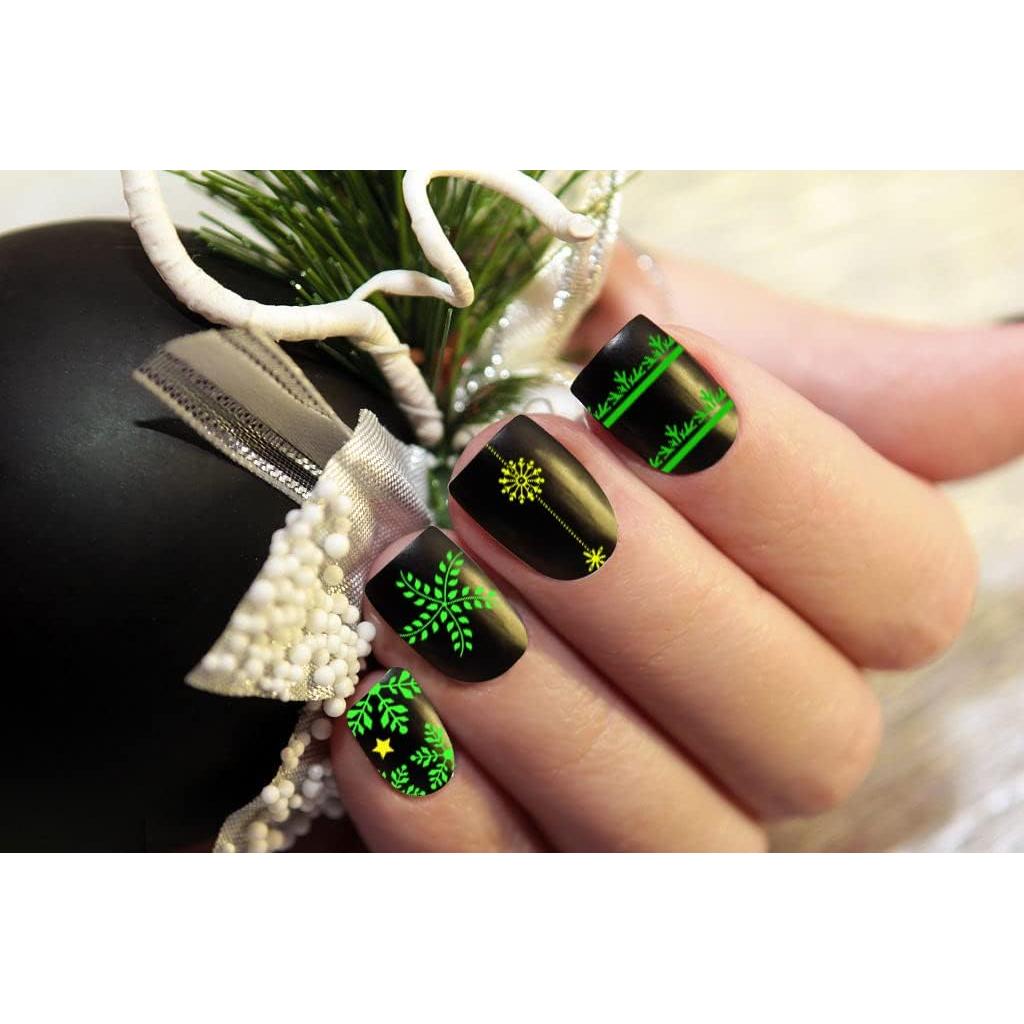 Juego de 4 Placas de Estampado de Uñas Navidad Hying