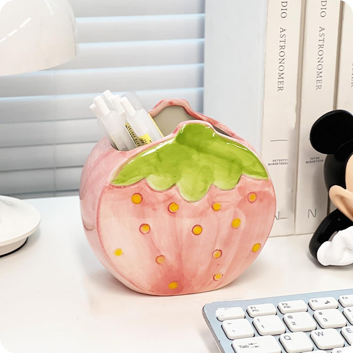 Soporte de Brochas de Maquillaje Cerámica Fresa LOTIKOU 12.5 cm Rosa