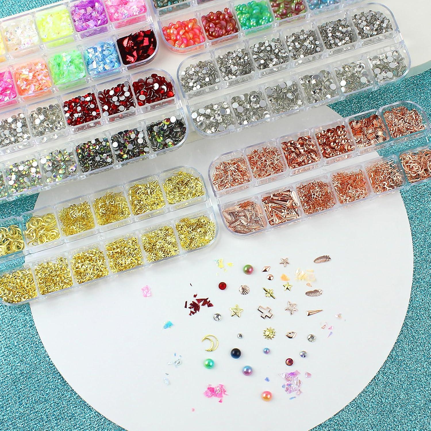Kit de Studs para Uñas Artdone - 6 Cajas Multicolor y 15 Hojas de Pegatinas Doradas