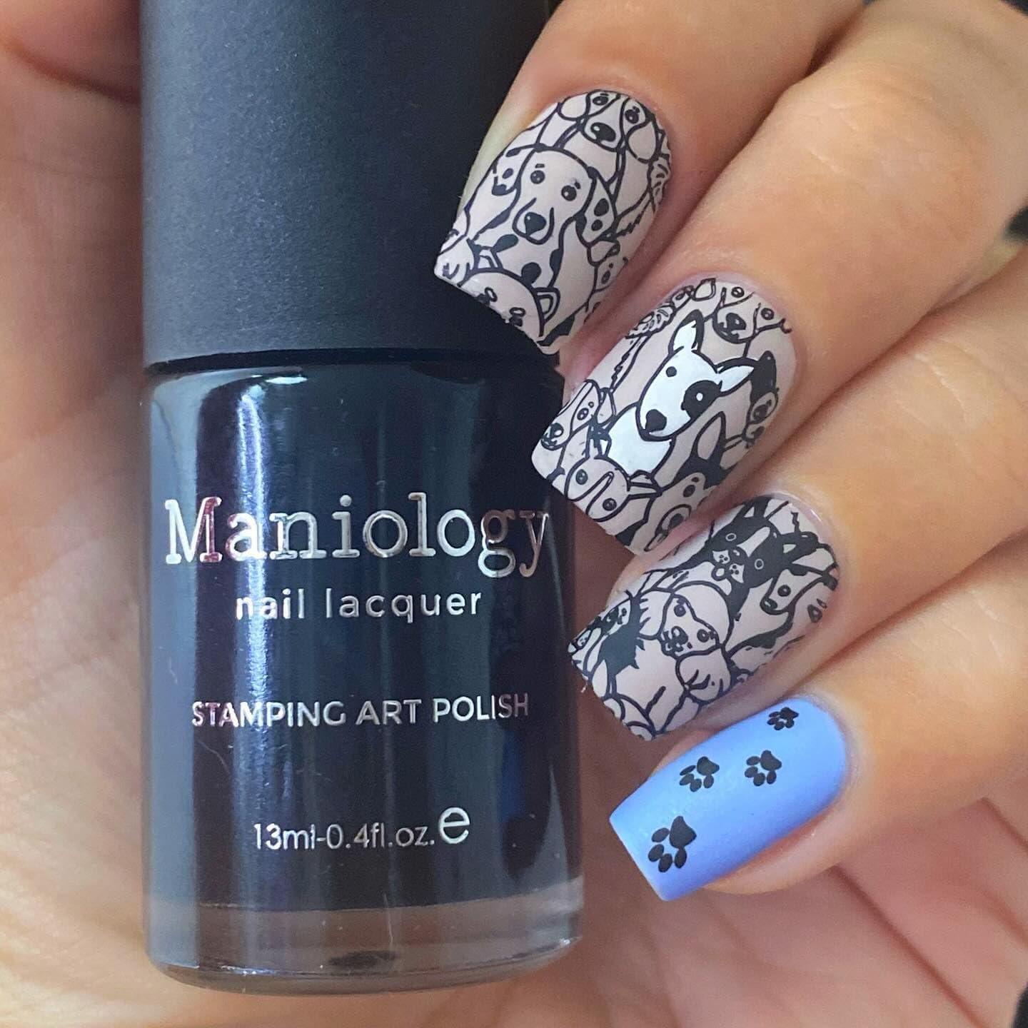 Conjunto de Esmaltes de Estampado Maniology Negro y Blanco 13ml
