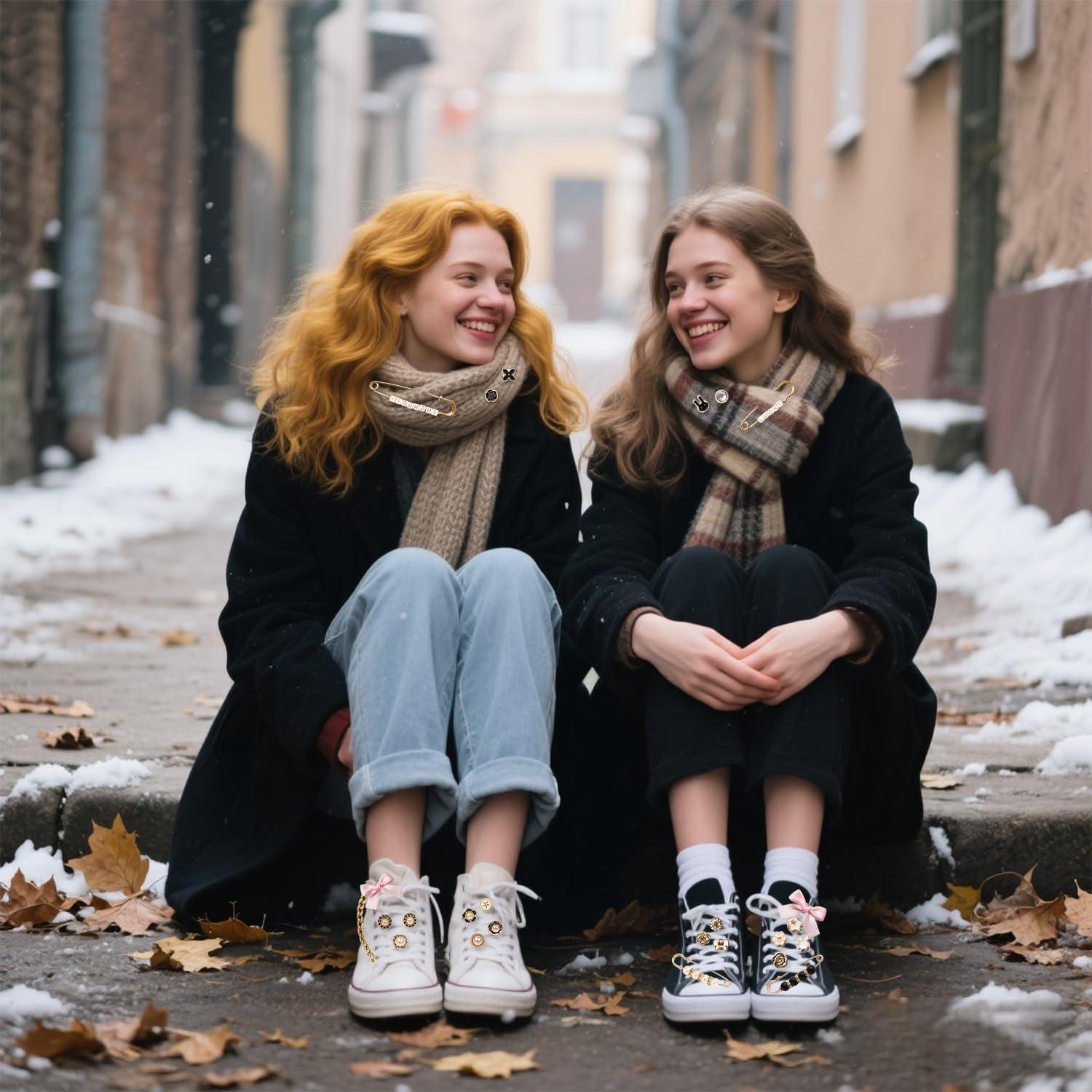 Kit 151 Pcs Encantos de Calcetines Basura Dorado - Accesorios Divertidos