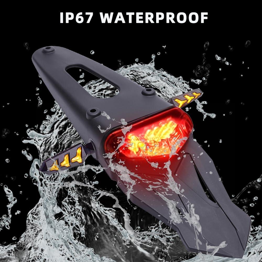 Luz Trasera LED Goodfitment 12V con Señales de Giro