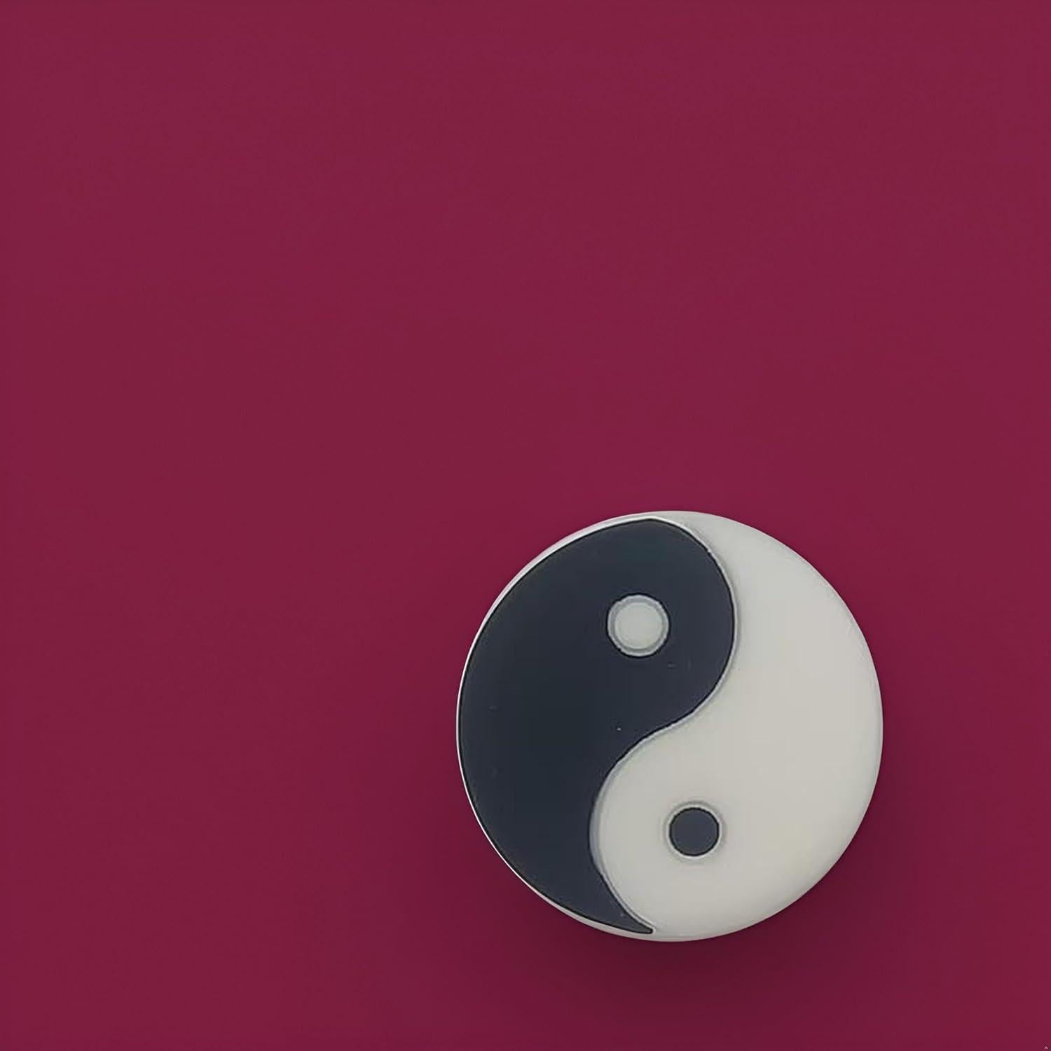 White Tai Chi Pattern Tai Chi Shape Tennis Racket Vibration Dampener Soft Silicon Racket Dampener Cartoon Shape Tennis Racquet Shock Absorbers Tennis Racket for Racquetball