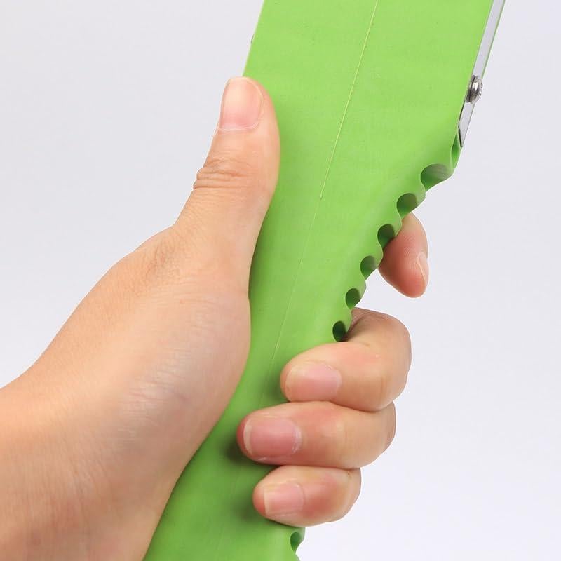 Herramienta de Desmalezado Comimark con Mango de Plástico UV