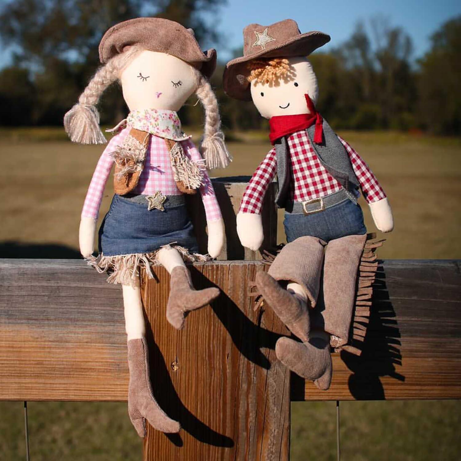 Muñeca de Peluche Vaquera Mon Ami 38 cm Suave y Elegante