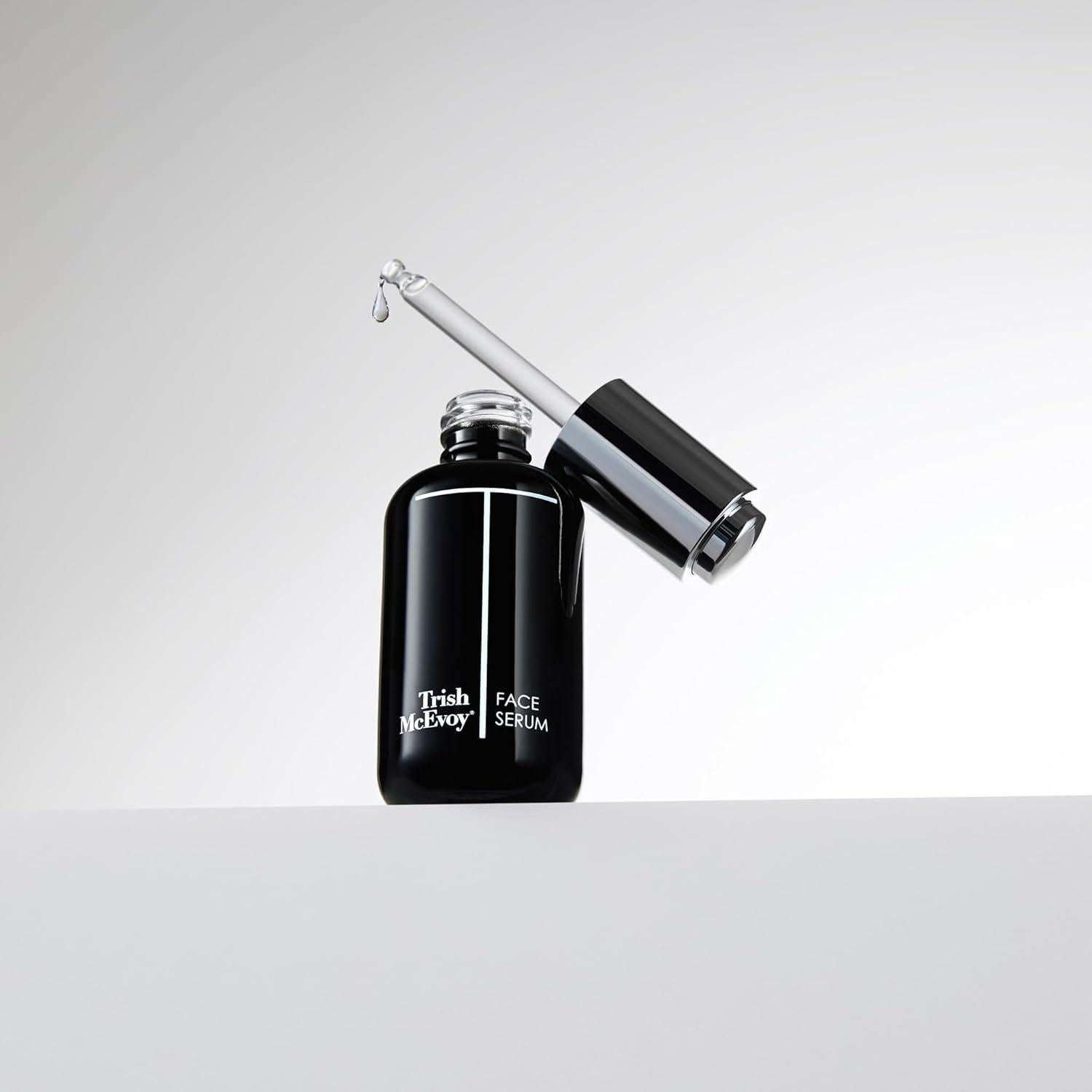 Suero Facial Hidratante Trish McEvoy 29.57 ml Aclarador