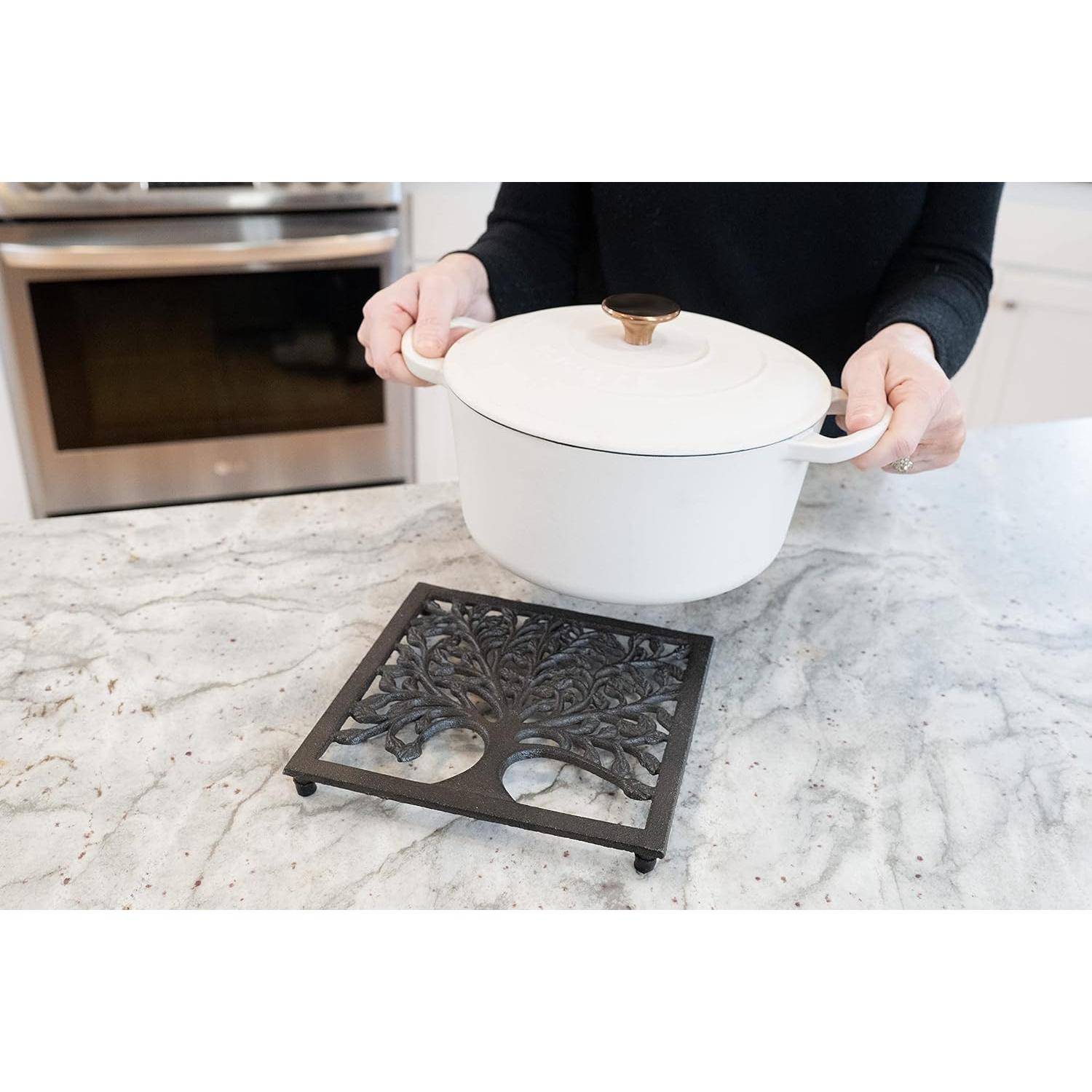 Trivet de Hierro Fundido GASARÉ - Diseño Árbol Familiar 20.32cm