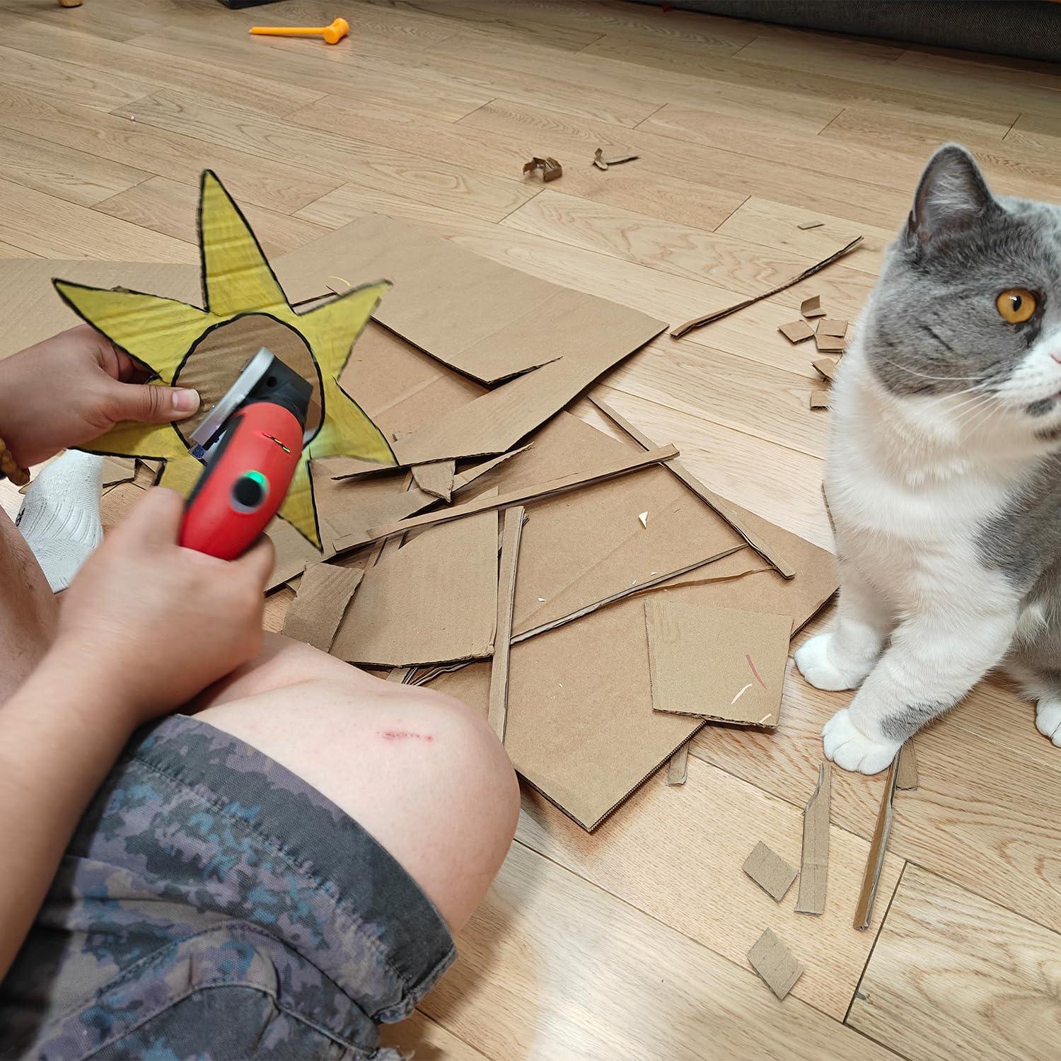 Cortadora Eléctrica de Cartón S&F STEAD & FAST 4V Inalámbrica