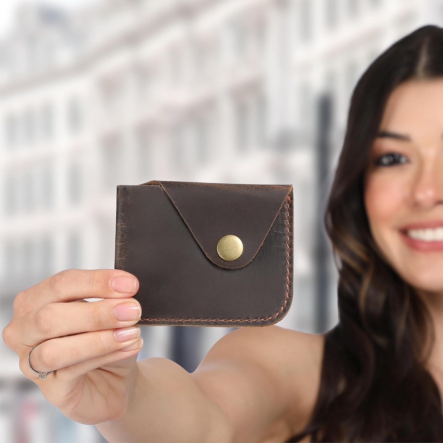 Porta Tarjetas de Cuero Marrón Minimalista The Antiq - Estuche Delgado para 4 Tarjetas