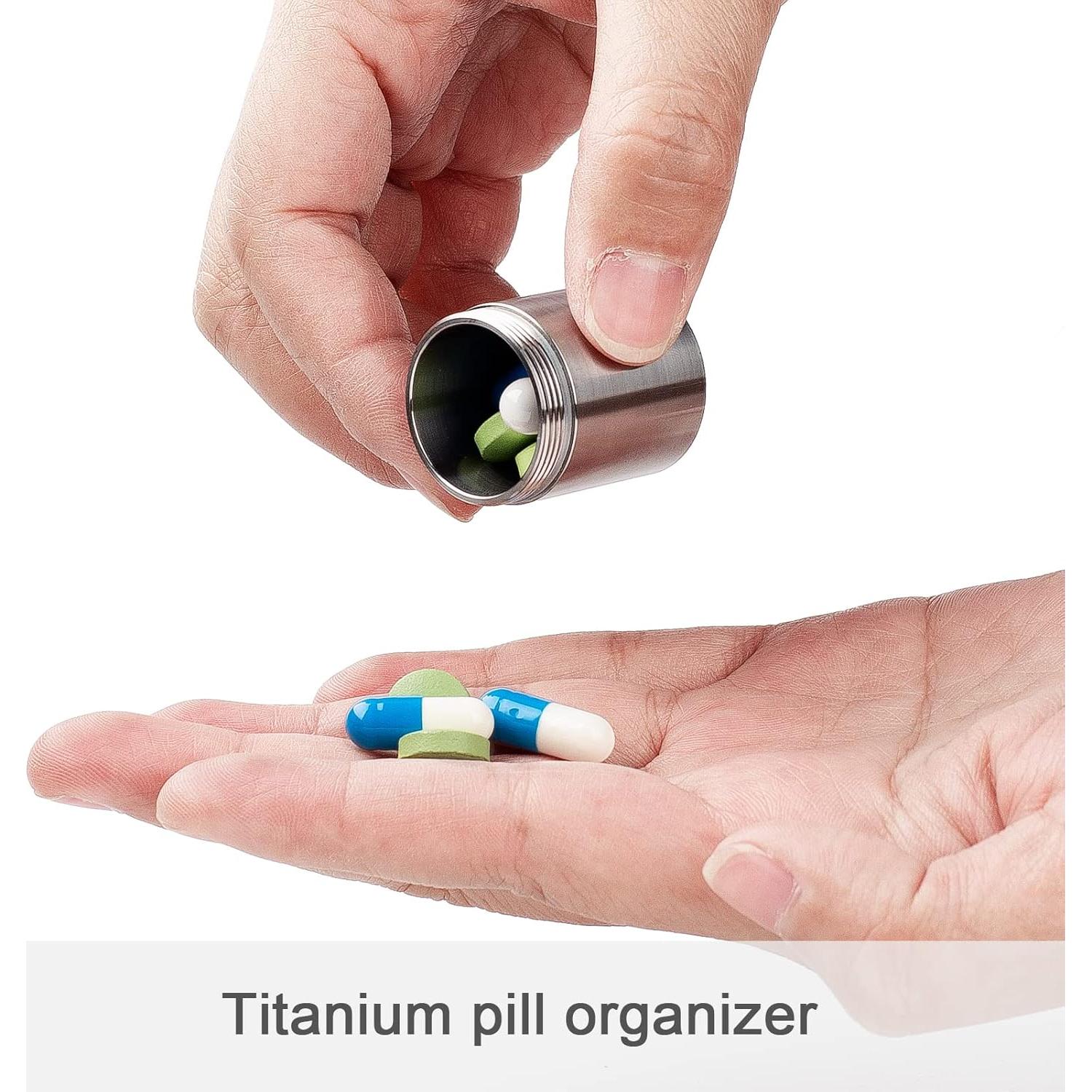 Estuche de Pastillas TISUR de Titanio Impermeable 3.73 cm