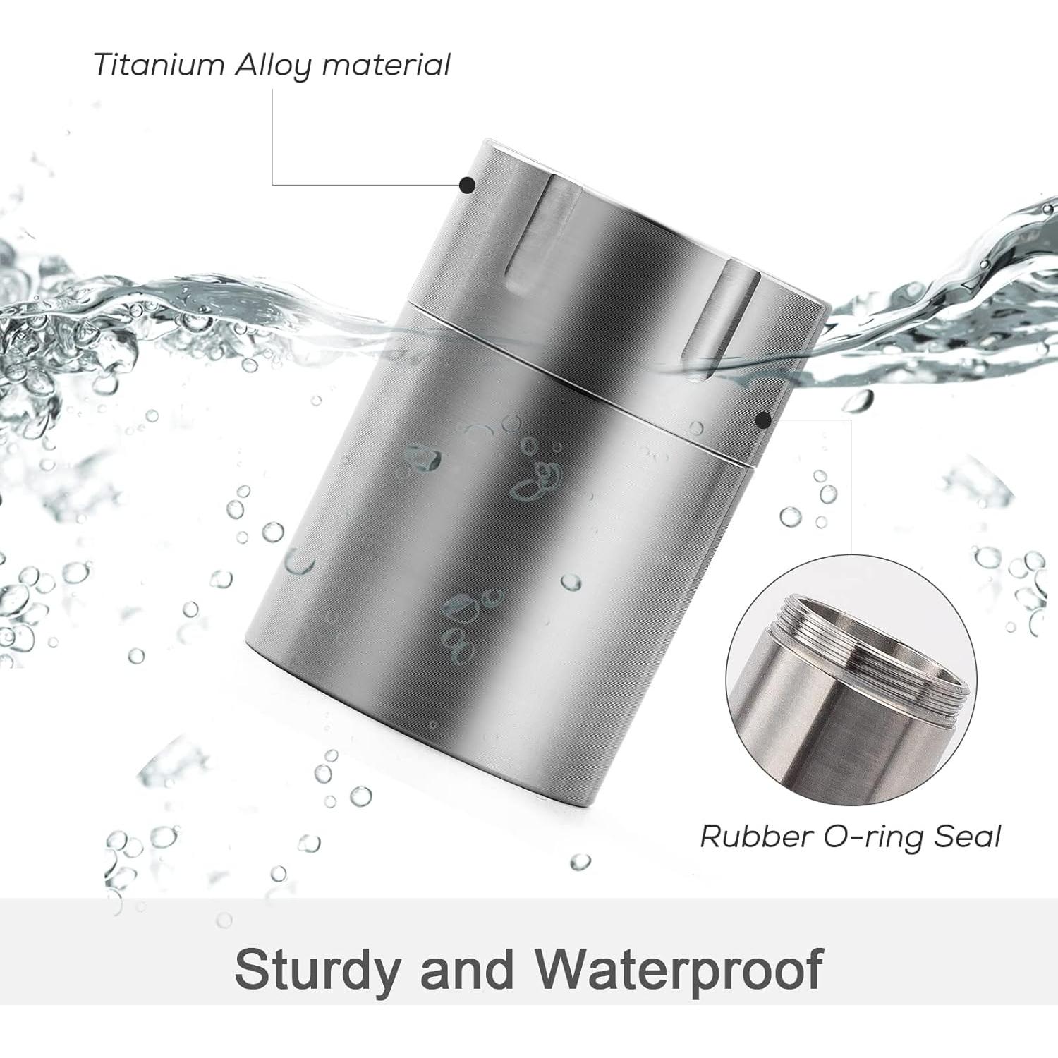 Estuche de Pastillas TISUR de Titanio Impermeable 3.73 cm