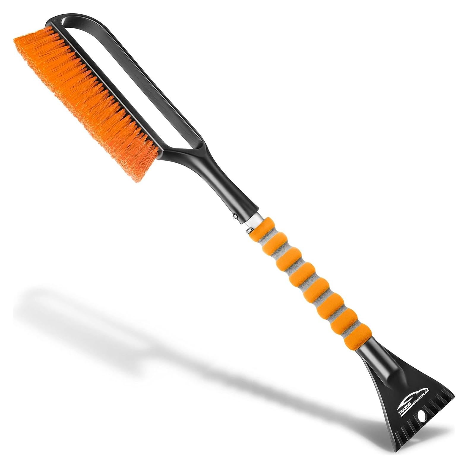 Cepillo de Nieve Trazon 68.58 cm con Raspador Naranja