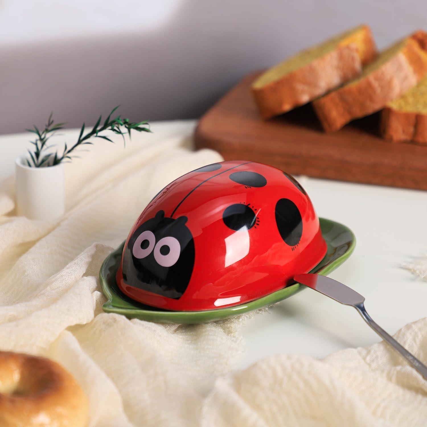 Plato de Mantequilla Cerámica Mariquita con Tapa 0.68kg