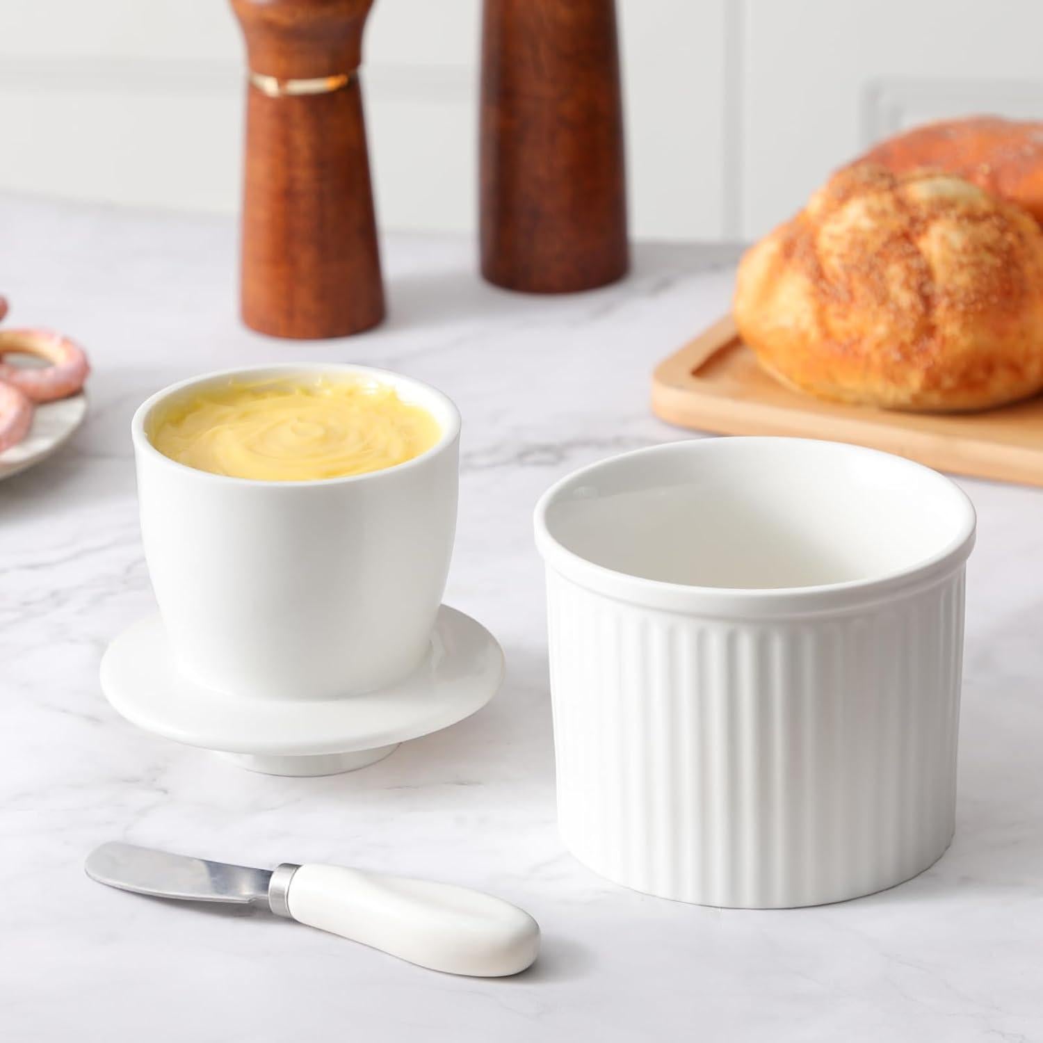 Crock de Mantequilla Cerámica Blanco 226.8g con Sello de Agua