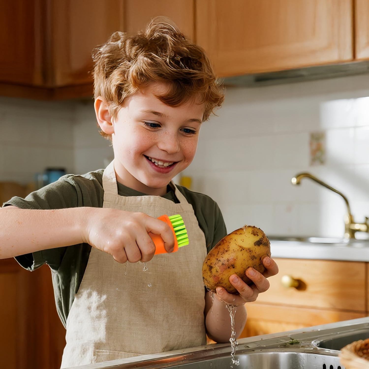 Cepillo de Verduras RADESCOO en Forma de Zanahoria - 58g