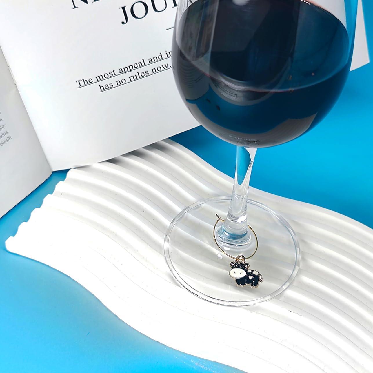 Juego de 8 Charms de Vino Sopopal - Animales Lindos de Vaca y Gato