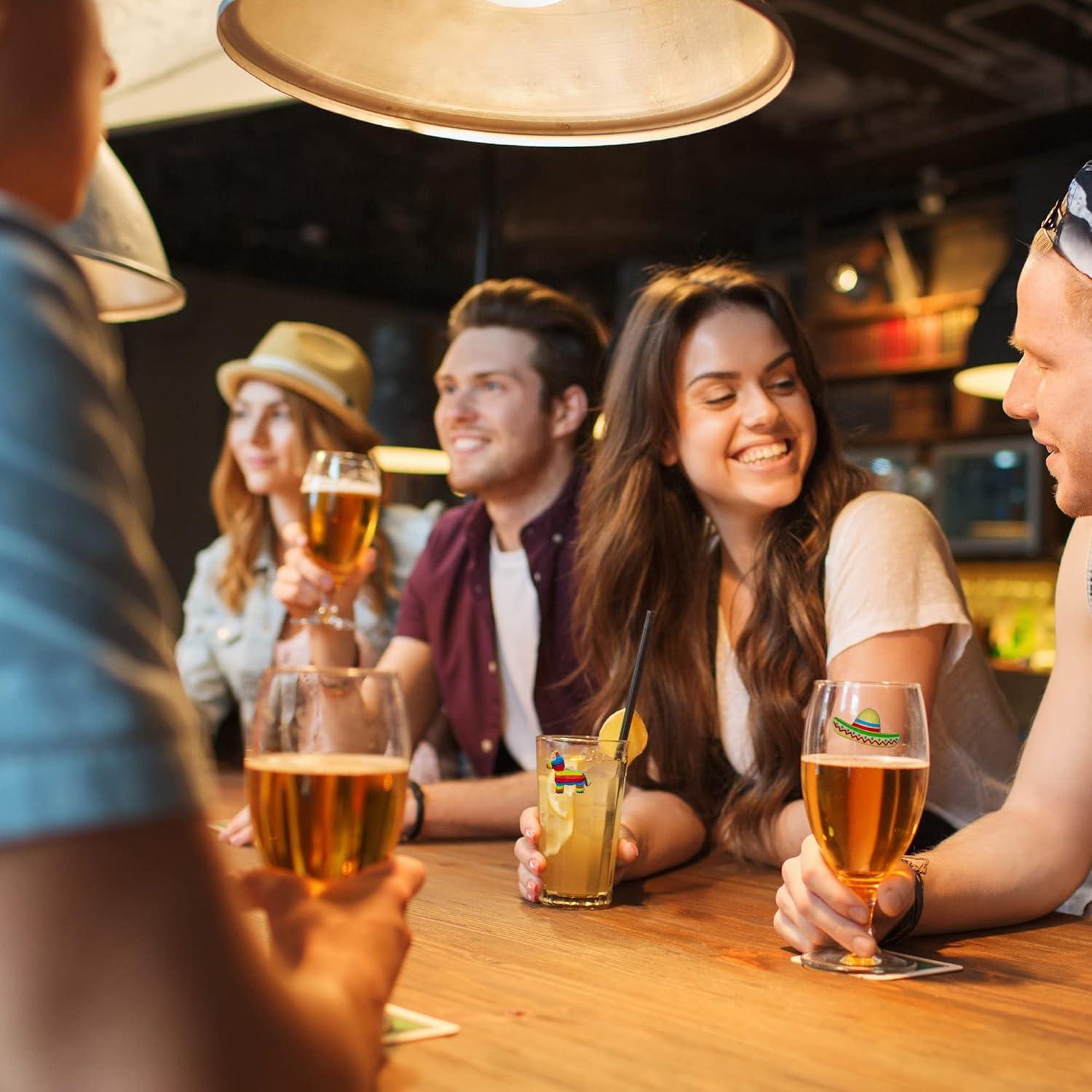 Marcadores Magnéticos para Copas de Vino Encantado Simple - 6 Charms Fiesta