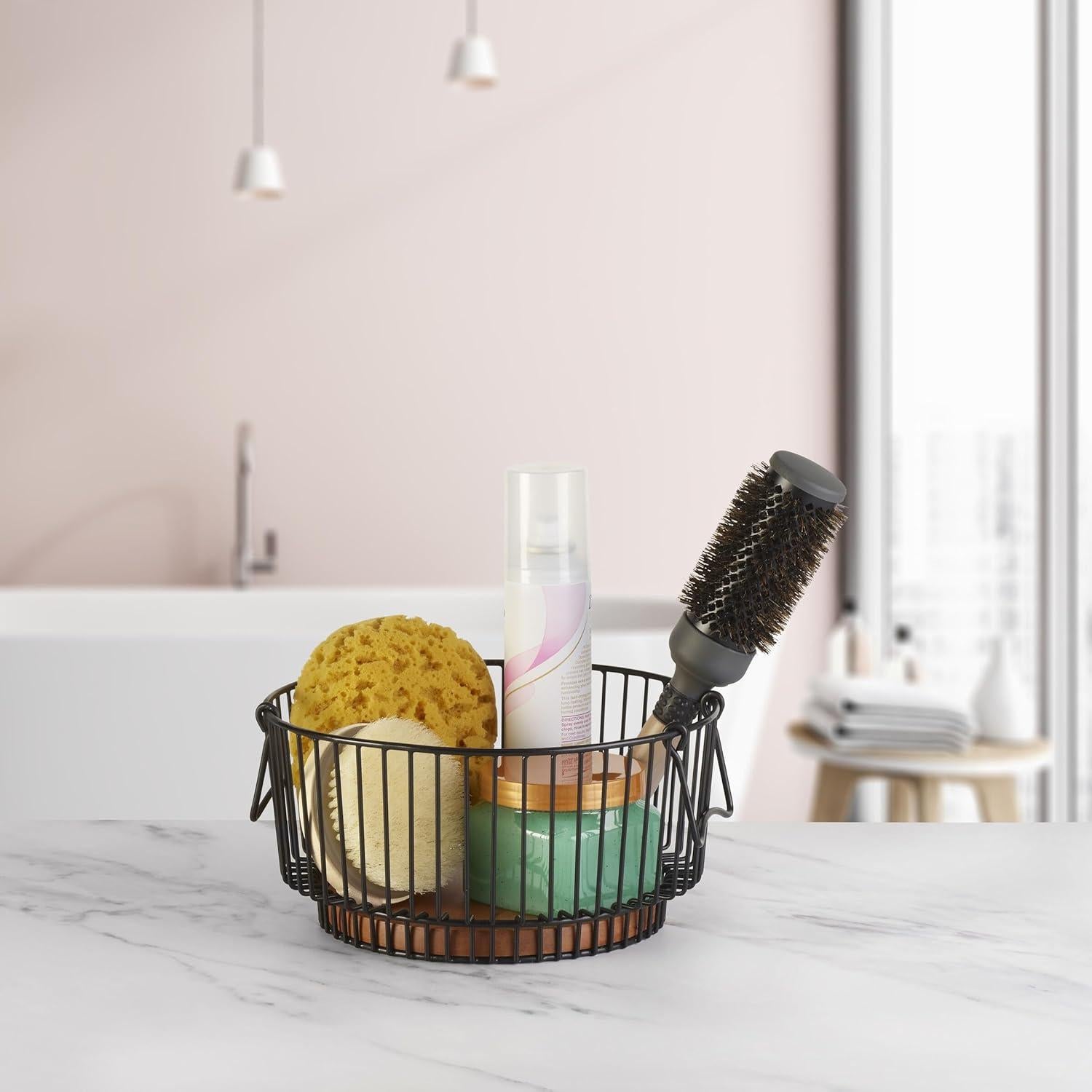 Cesta de Alambre Mikasa Centro Ashford con Base de Madera