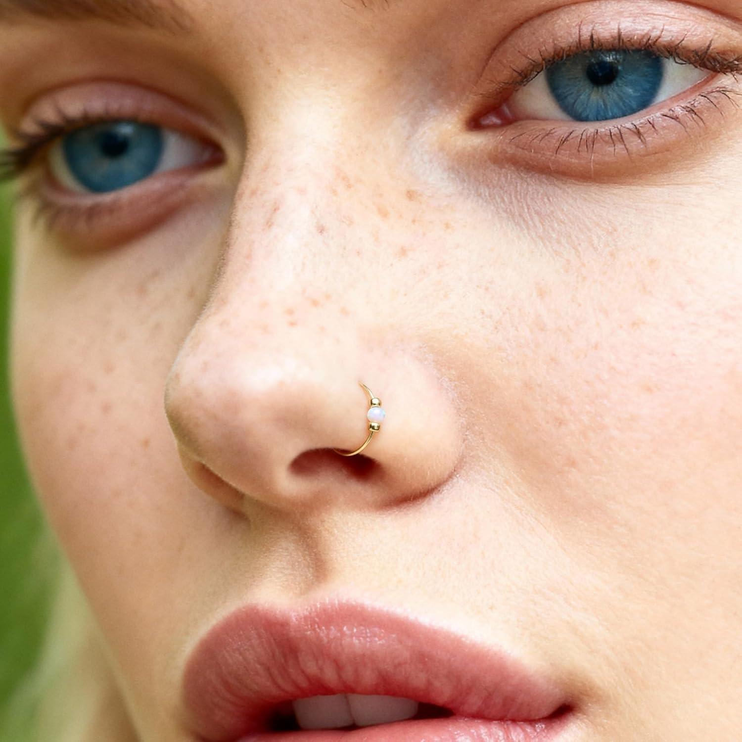 Anillo de Nariz de Oro 14k con Ópalo Blanco 7mm - Hecho a Mano