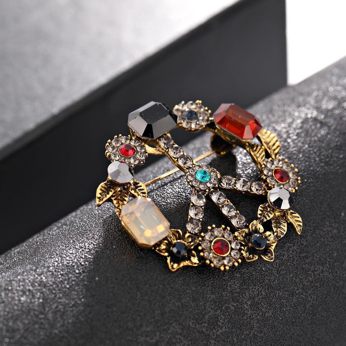 Broche y Pines de Cristal Amor y Paz Baño de Oro Antiguo