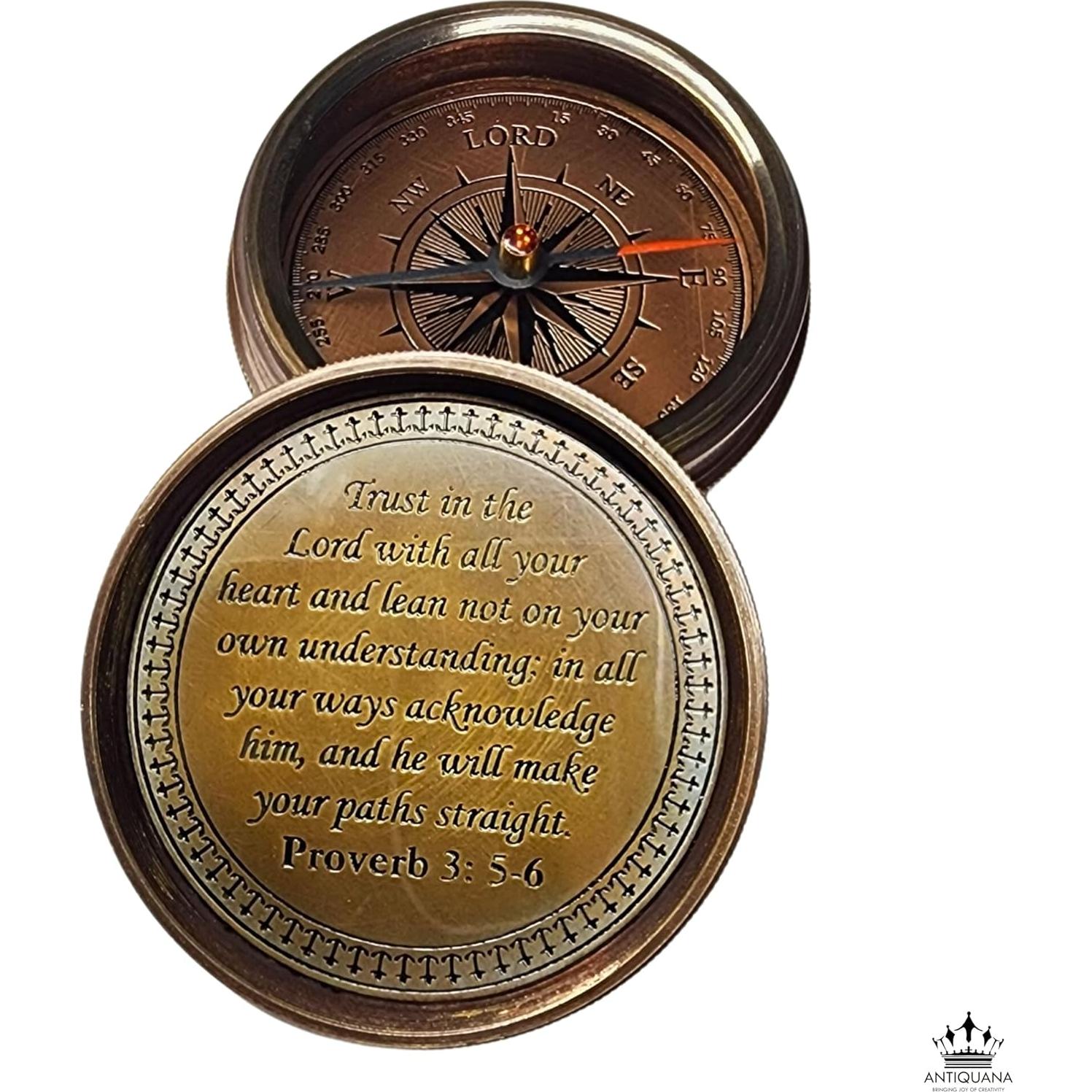 Brújula de latón ANTIQUANA con estuche de cuero - Regalo inspirador