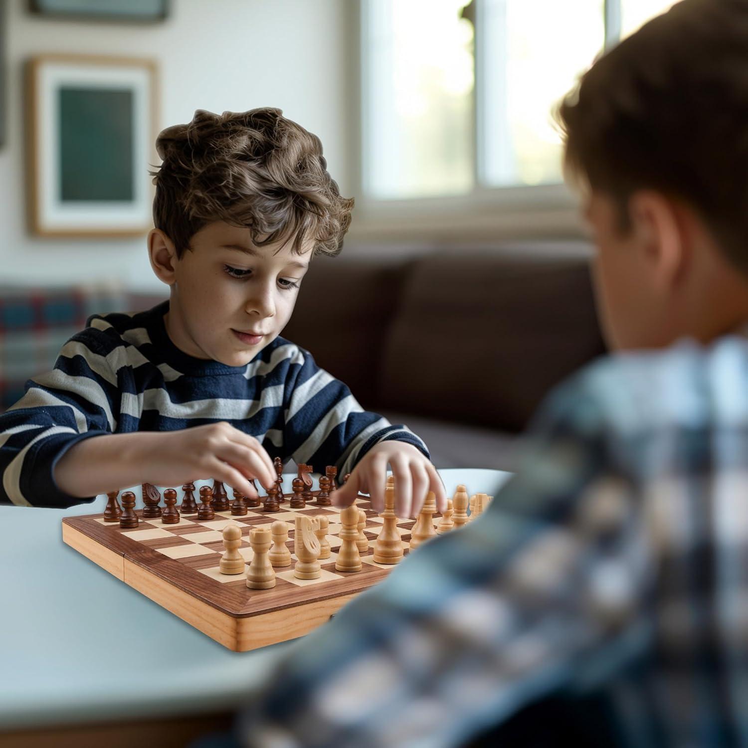 Juego de Ajedrez Gothink de Madera 38.1 cm con 2 Peones Extra