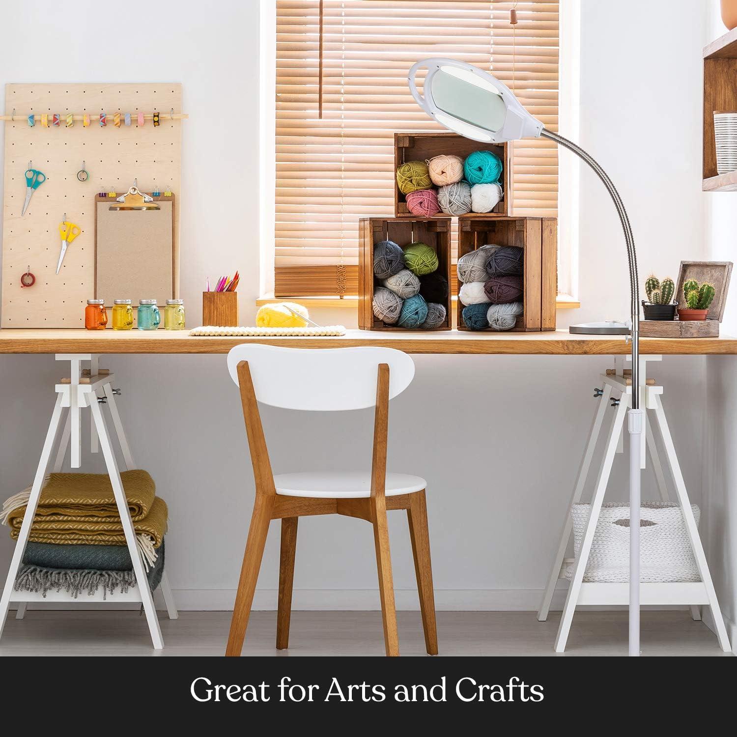 Lámpara de Pie Brightech LightView Pro con Lupa LED 1.75X