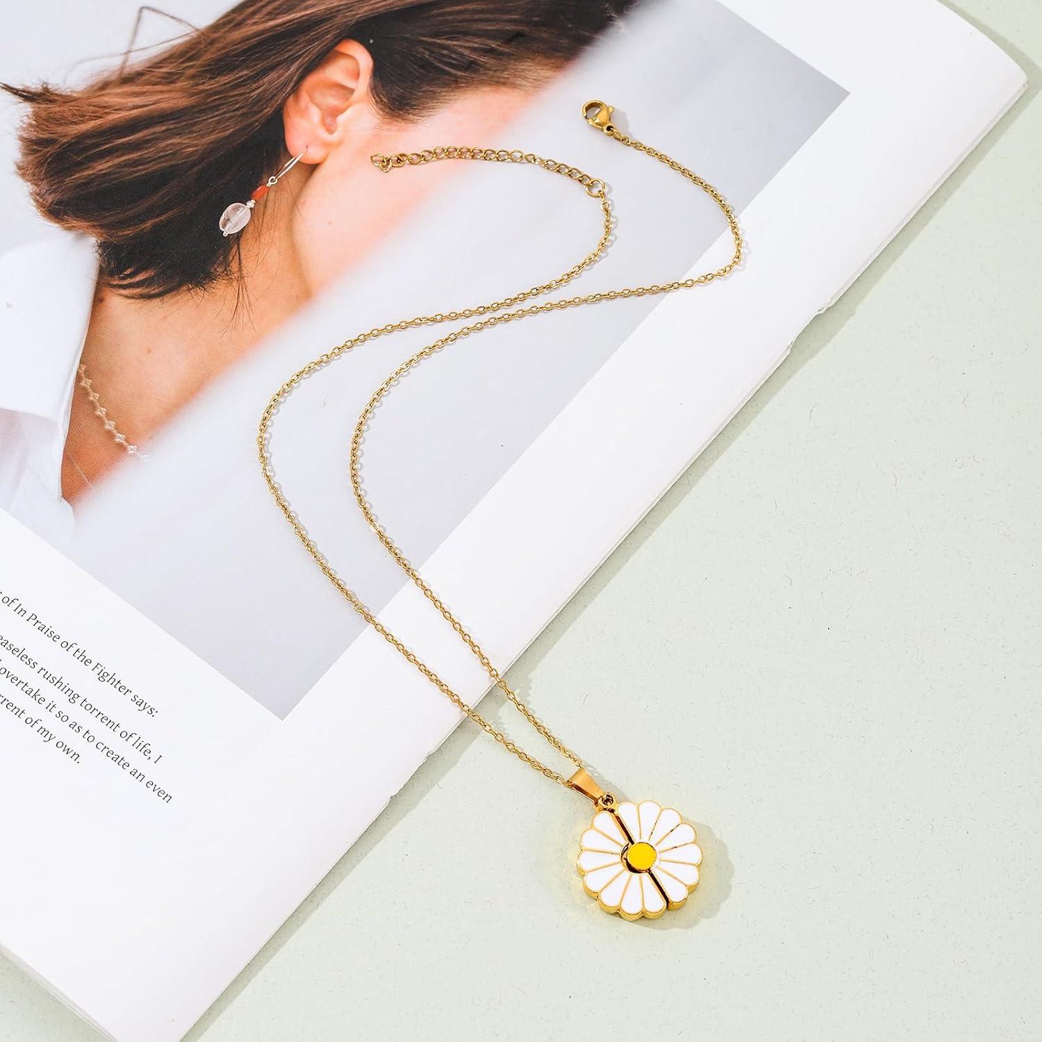 Collar de Fe Margarita Dorada Cristiana 45.72 cm Ajustable