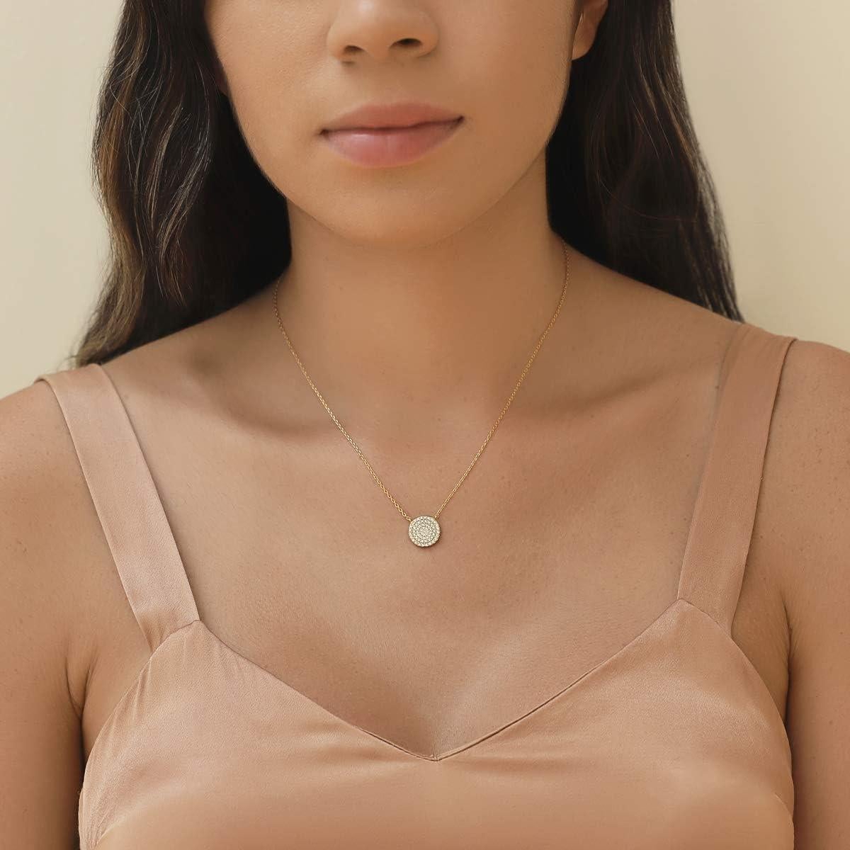 Collar de Disco A+O en Plata Esterlina con Baño de Oro 14K