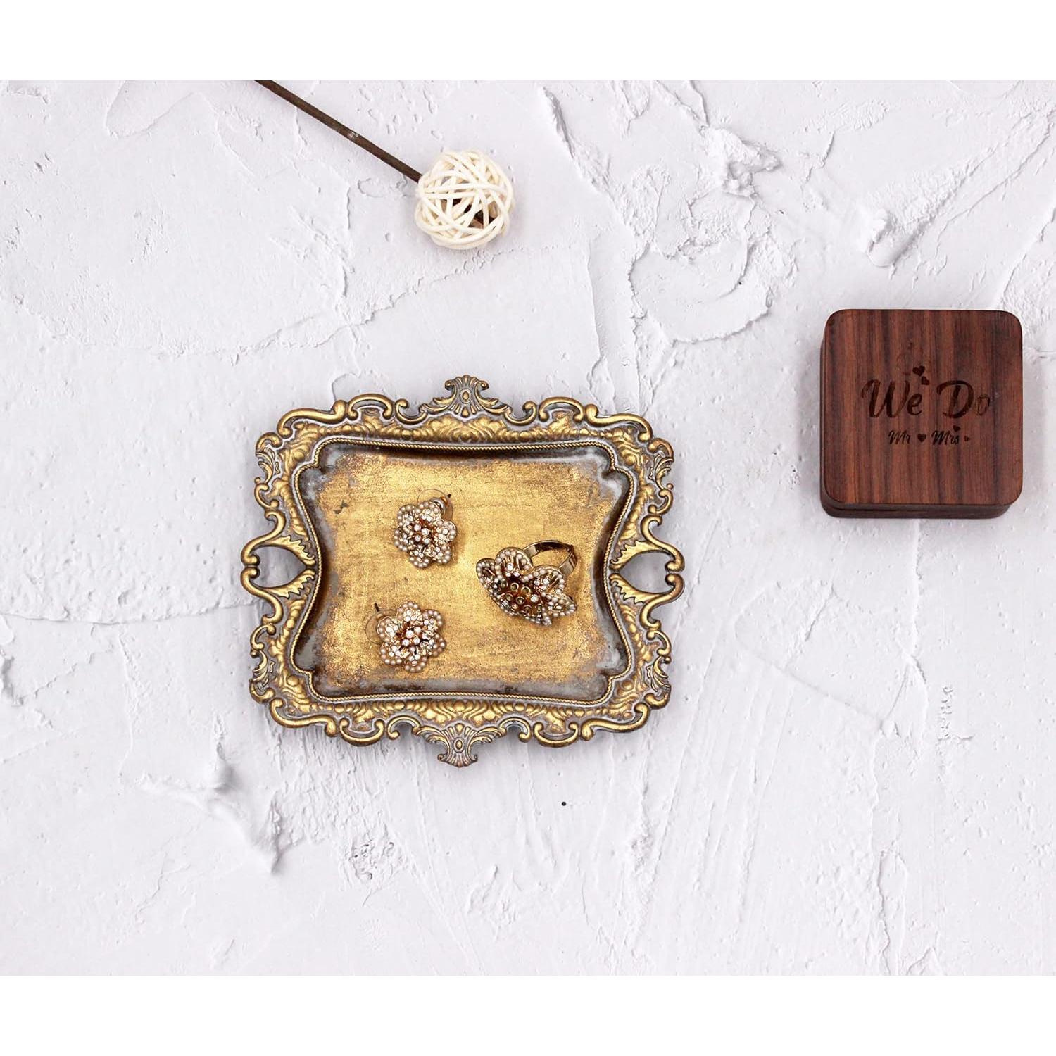 Bandeja de Anillos Dorada Vintage Tstarer 13.5x11.4cm