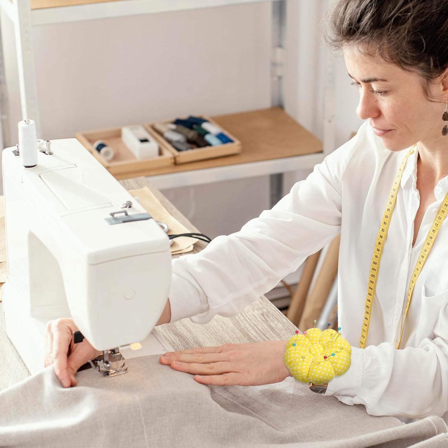 Almohadilla de Muñeca para Alfileres Alrhso Amarilla 9x9cm