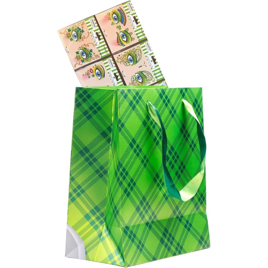 Conjunto de Pegatinas Faciales San Patricio Regent - 131 Gemas Brillantes