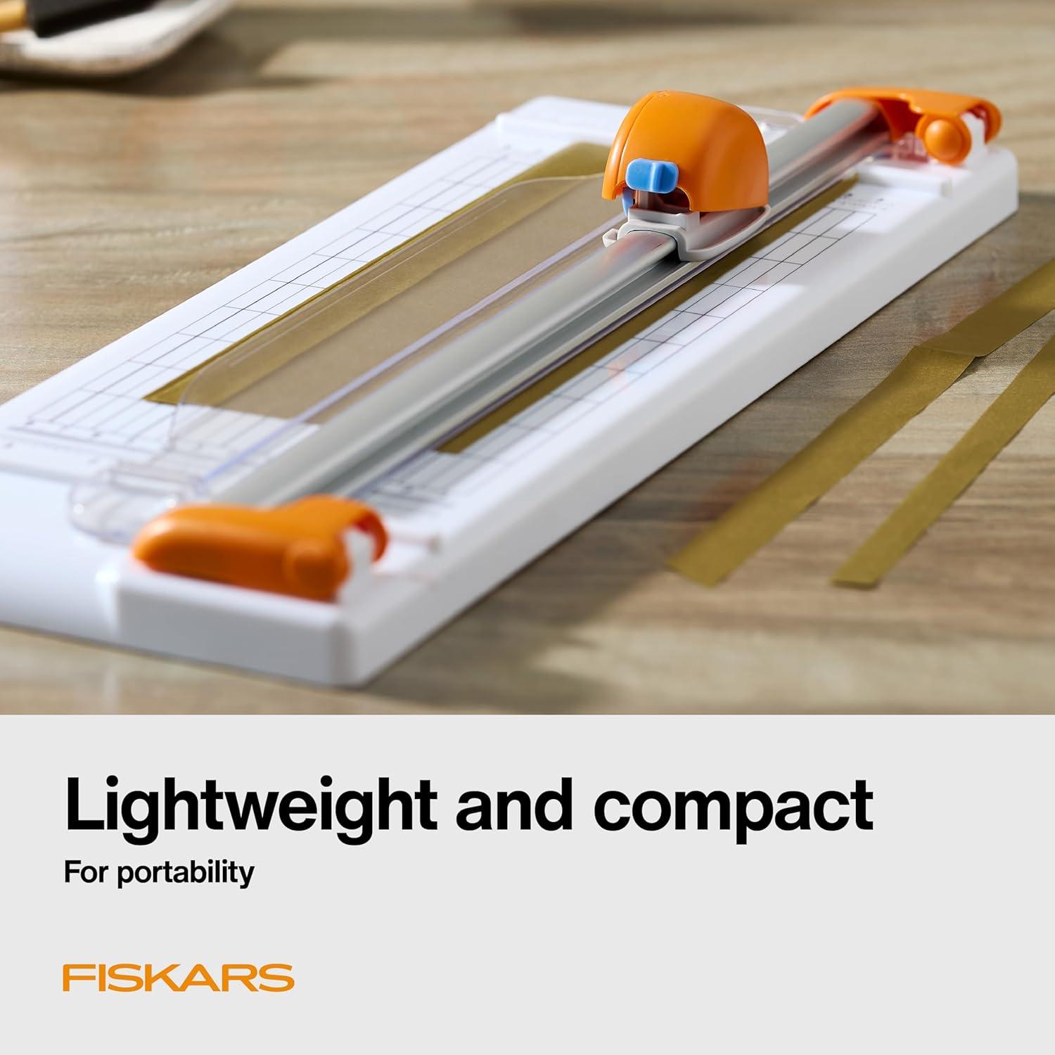Cortadora de Papel Rotativa Fiskars 12" (30.48 cm) Portátil
