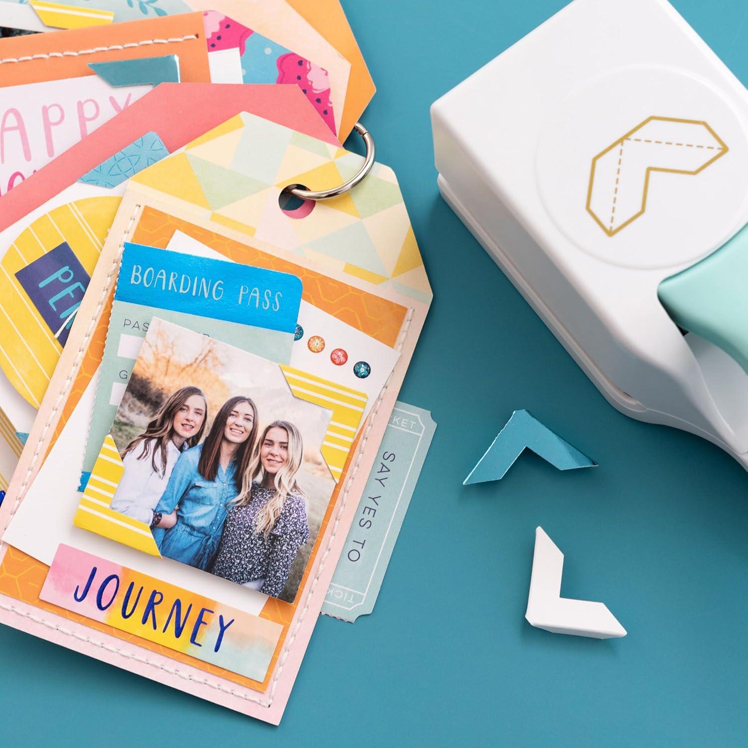 Punch de Esquinas de Foto en Relieve We R Memory Keepers 2.54 cm