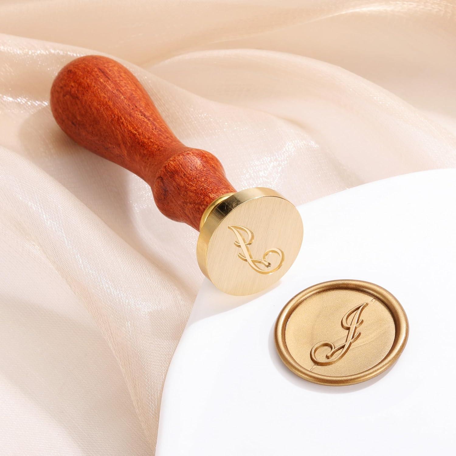 Kit de Sello de Cera Yoption Inicial J con 120 Perlas Doradas