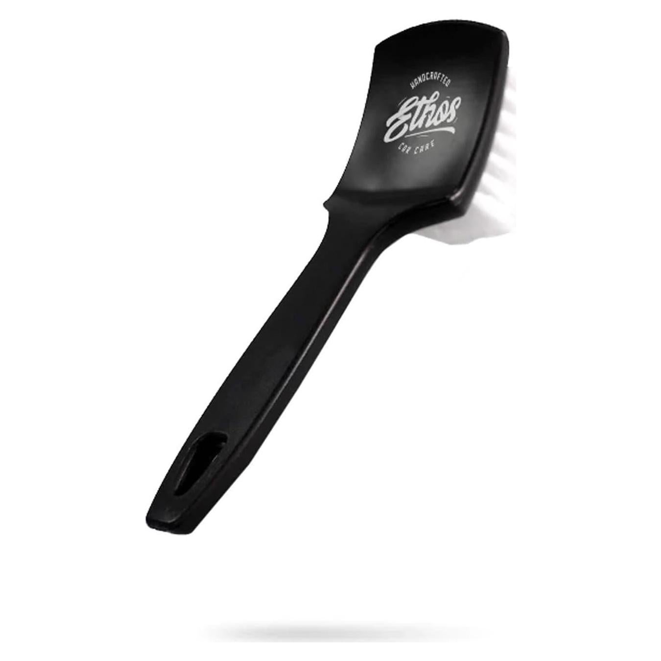 Cepillo para Limpiar Neumáticos Ethos - Nylon Ergonómico 238g