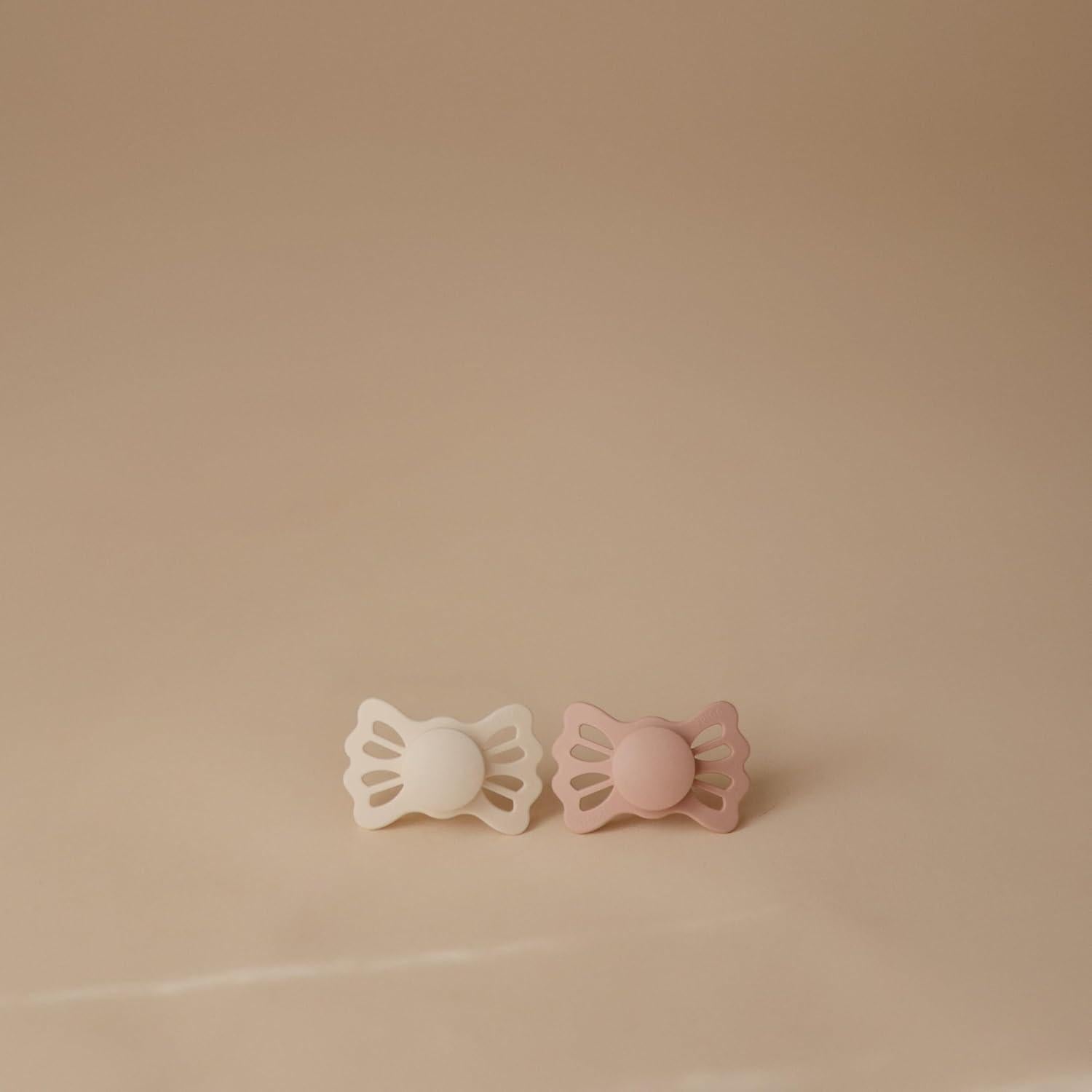 Chupete de Silicona FRIGG Lucky Simétrico 6-18 Meses Crema/Rosado