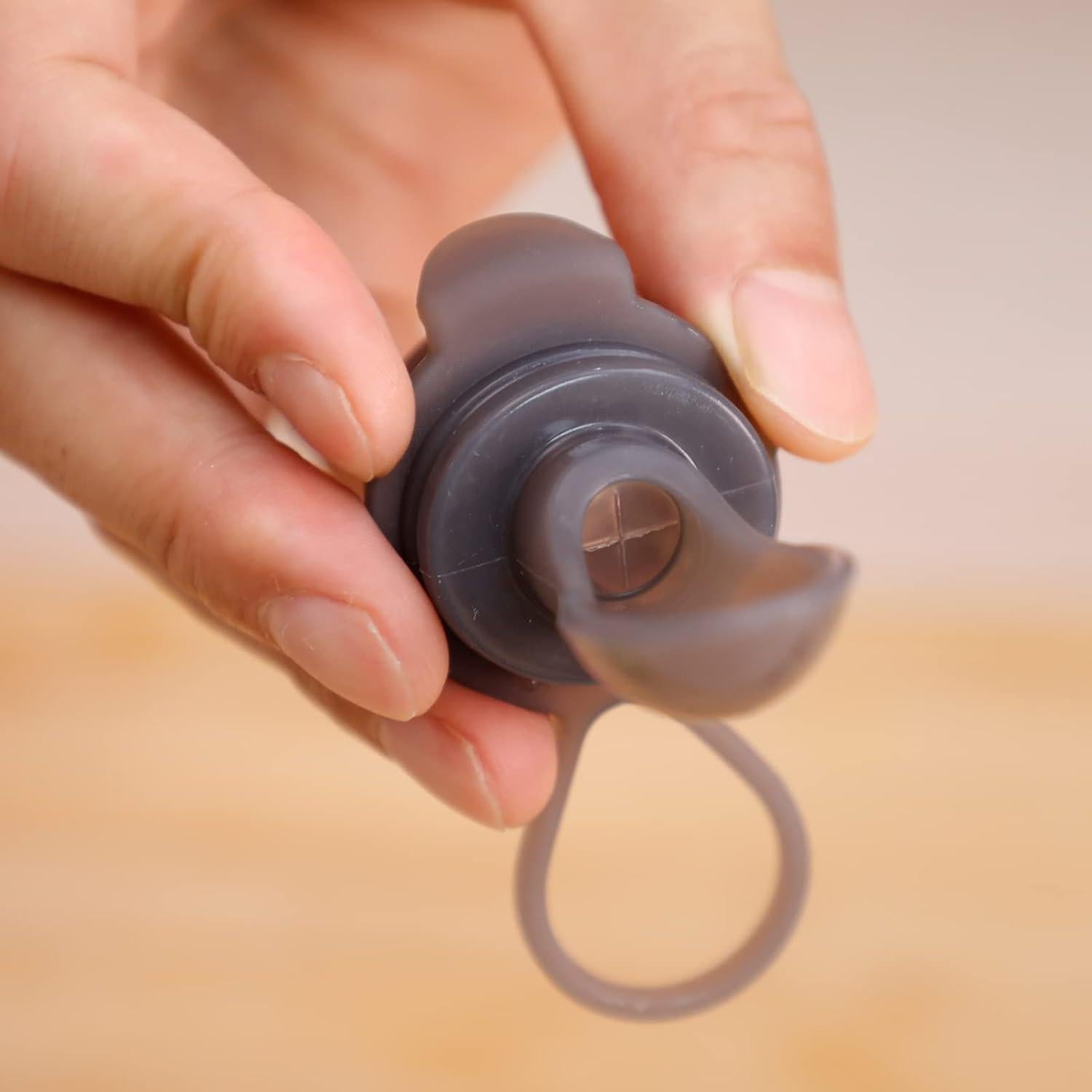 Cuchara de Silicona Haakaa para Bebé con Tapa Antipolvo