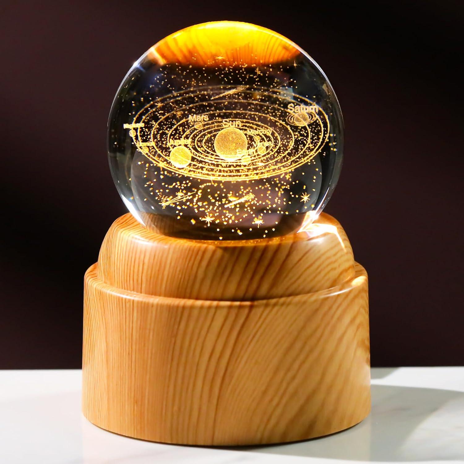 Bola de Cristal 3D Sistema Solar Ornalrist 6 cm con Base de Madera