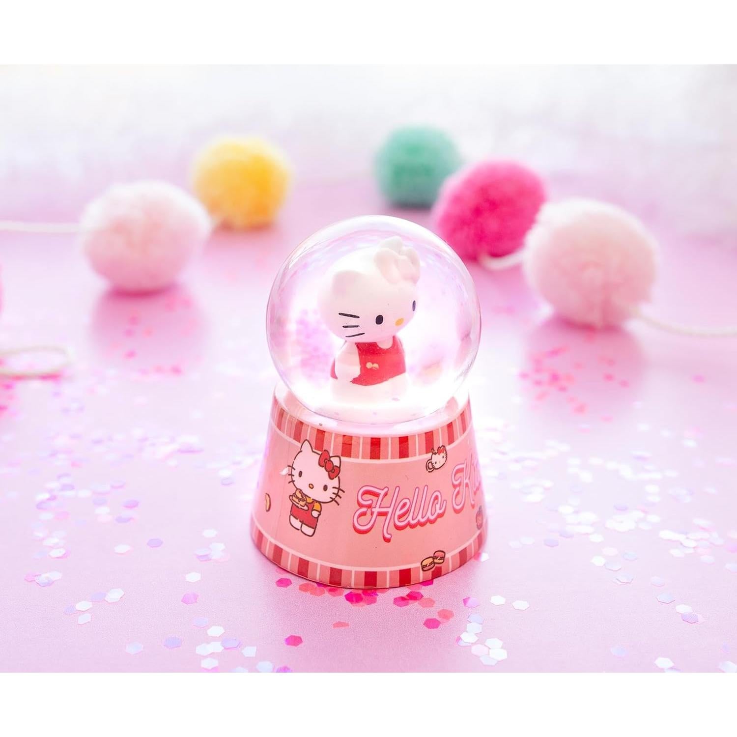 Mini Globo de Nieve Iluminado Hello Kitty 7.62 cm Silver Buffalo