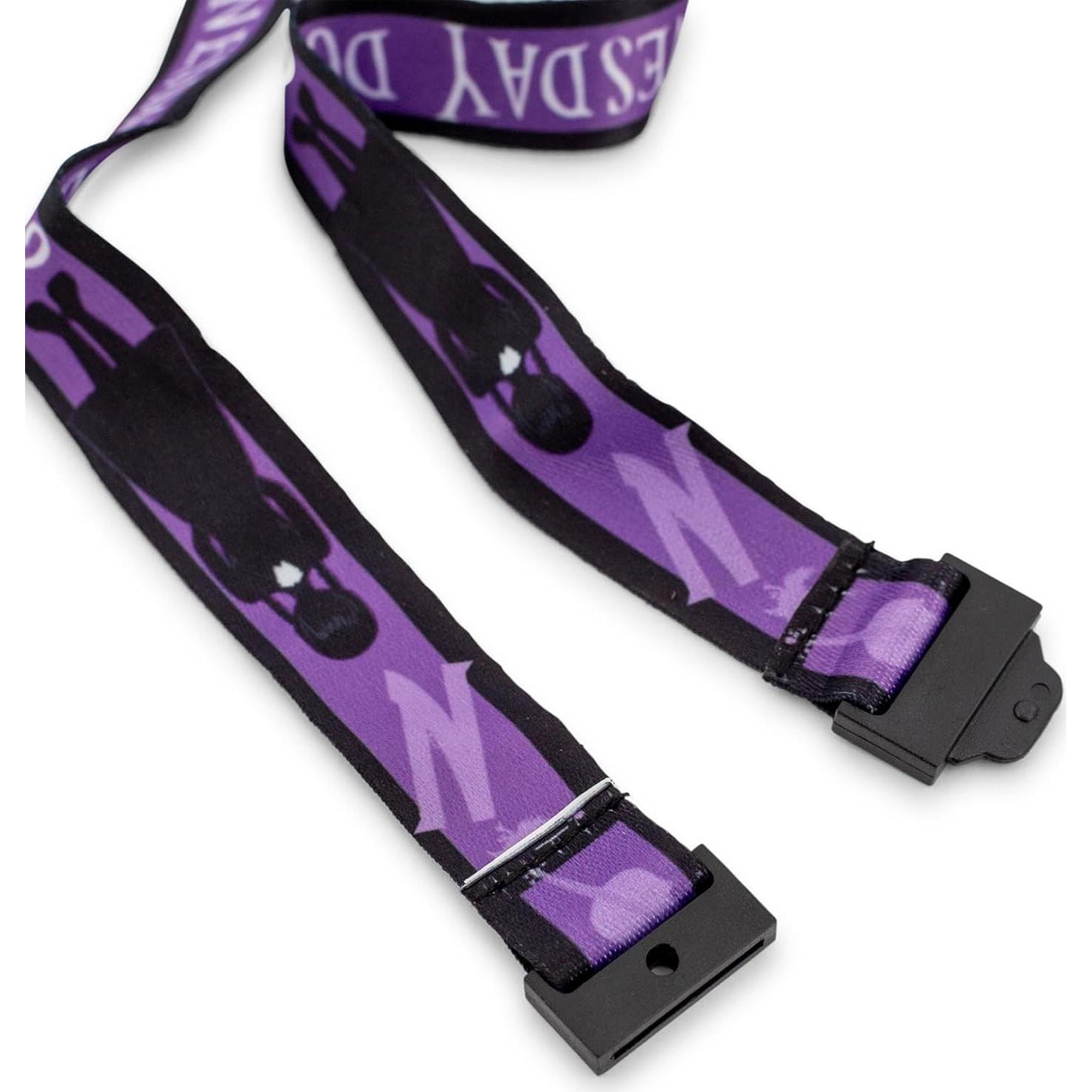 Lanyard Miércoles Addams con Portatarjetas y Charm de Thing