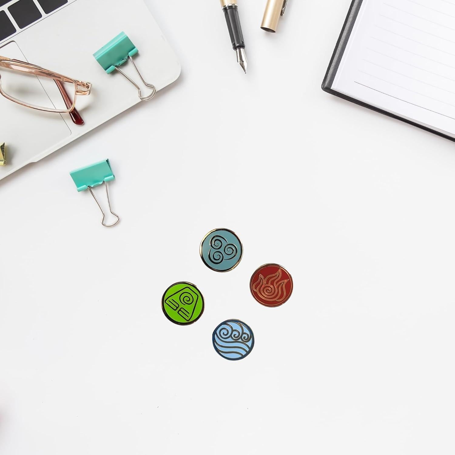 Conjunto de Pines Coleccionables Avatar - 4 Elementos 2.54cm