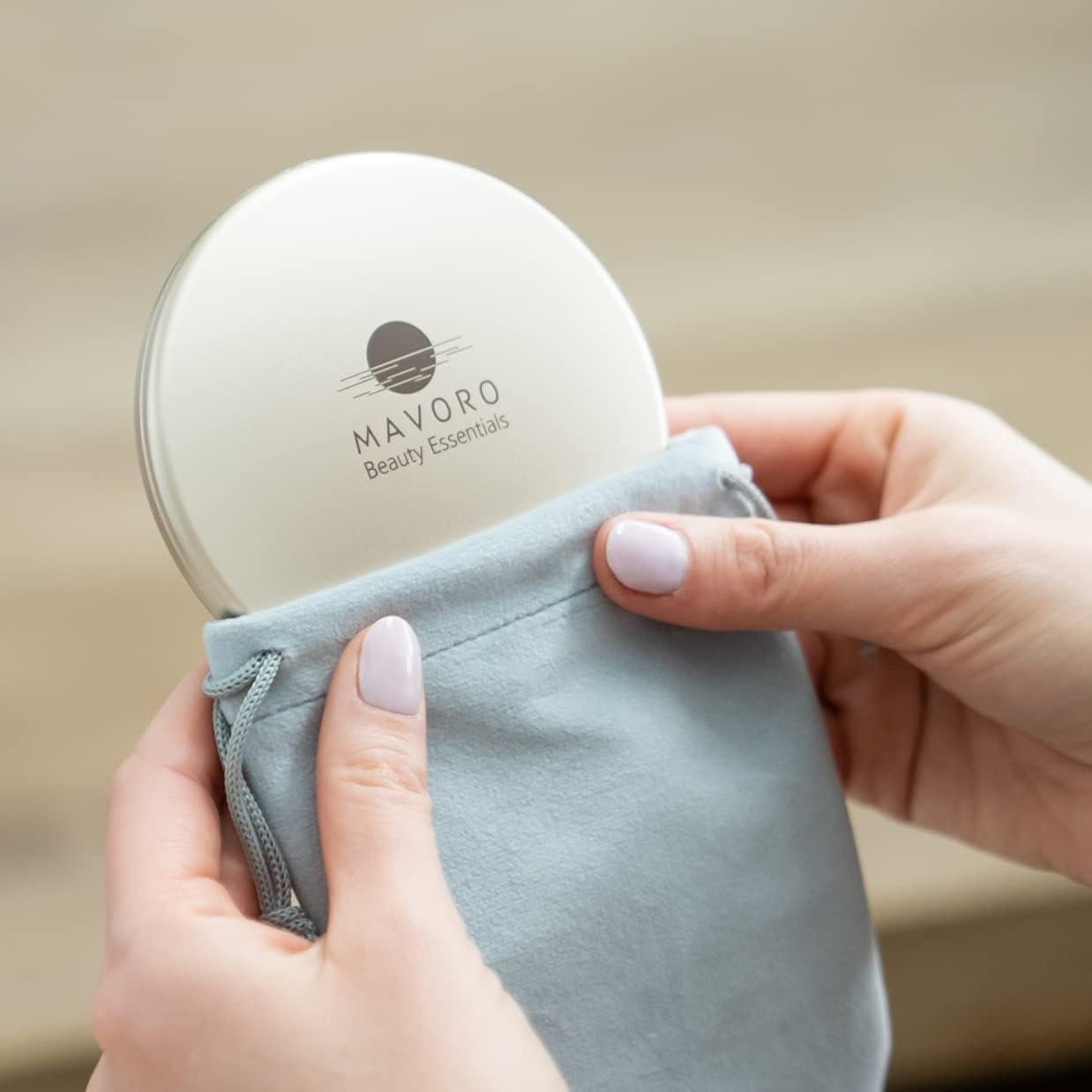 Espejo Compacto Mavoro 1x/10x Aumento Doble Cara 10.16cm Oro