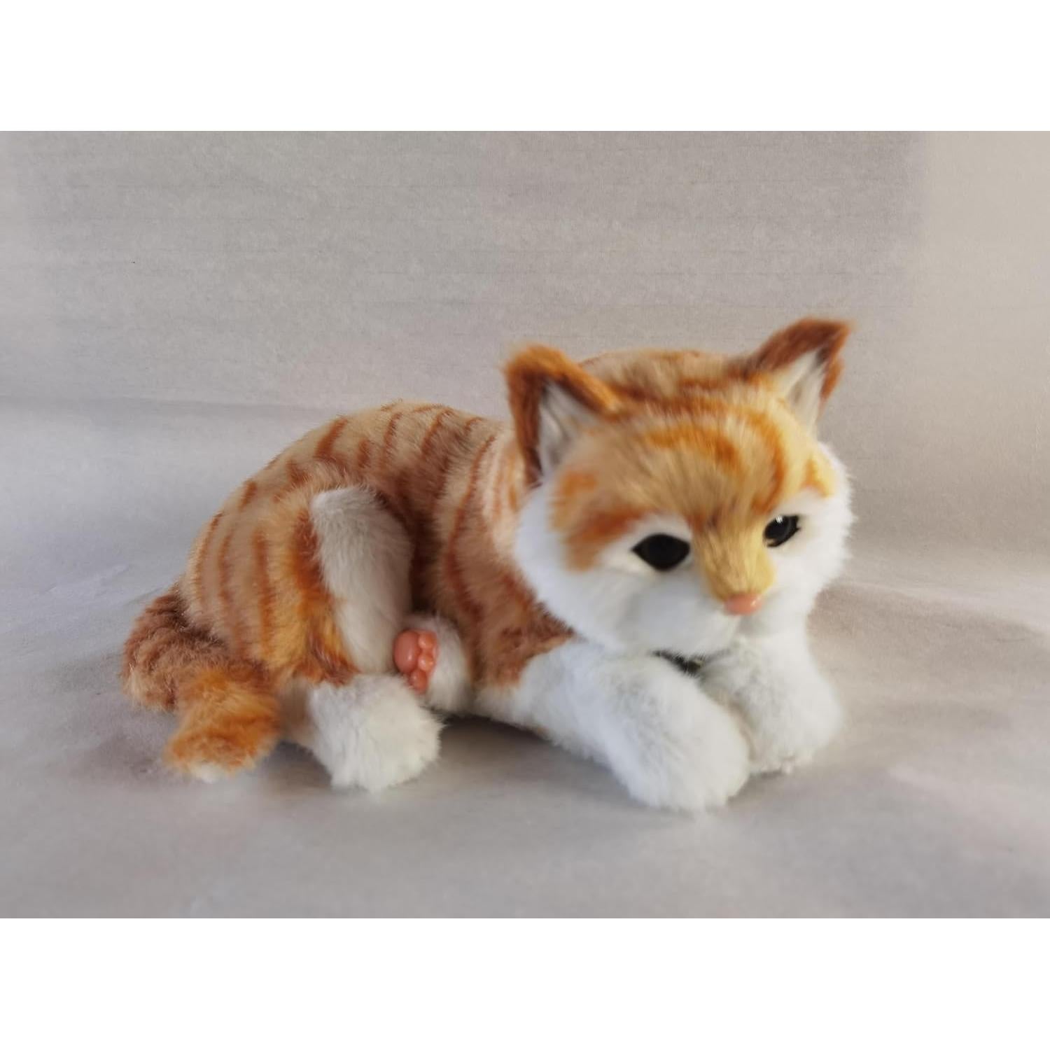 Gato Atigrado Naranja Realista PawFection 30.5x22.9cm