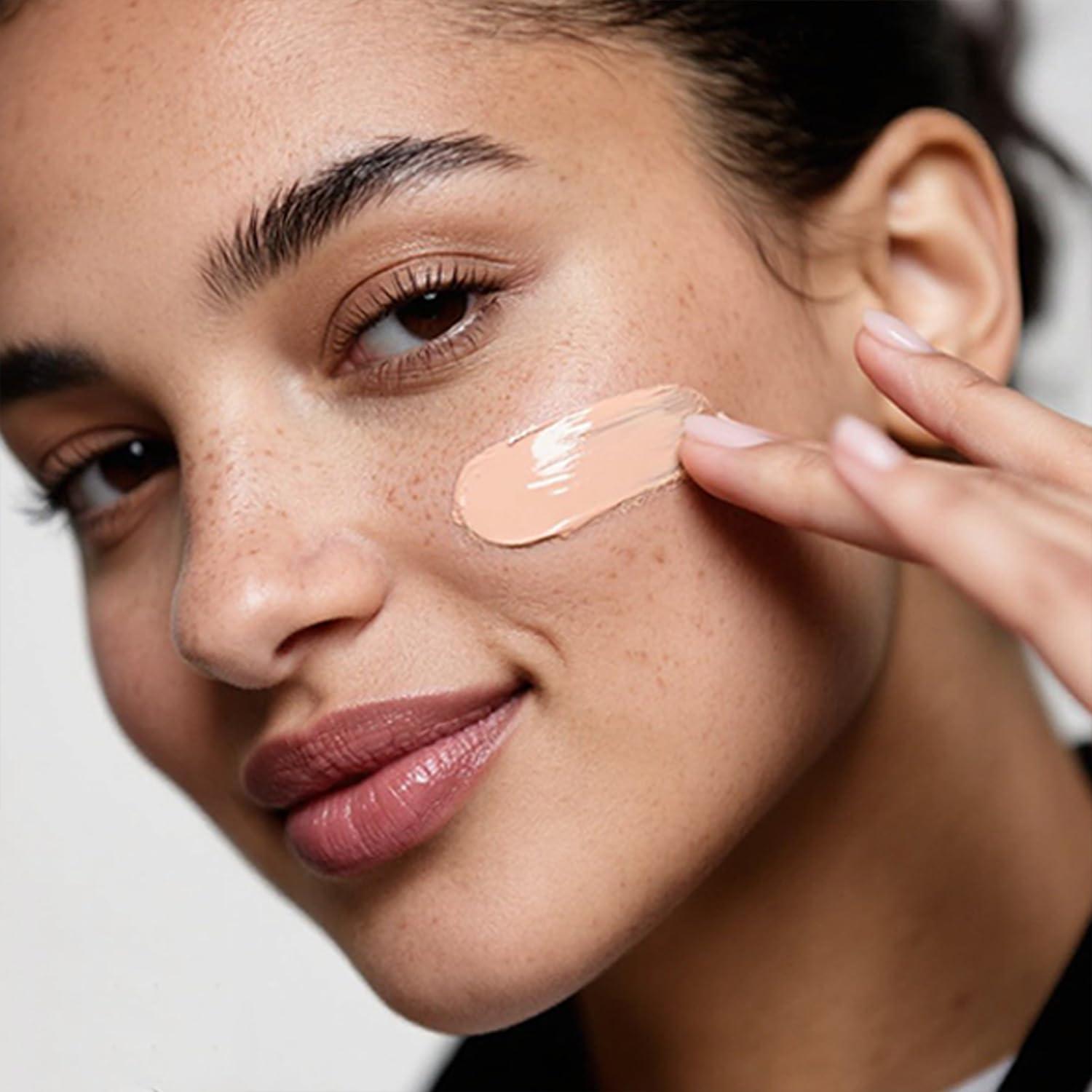 Base Líquida Mate AVVA 29.57 ml Tono Marfil Claro Cobertura Completa