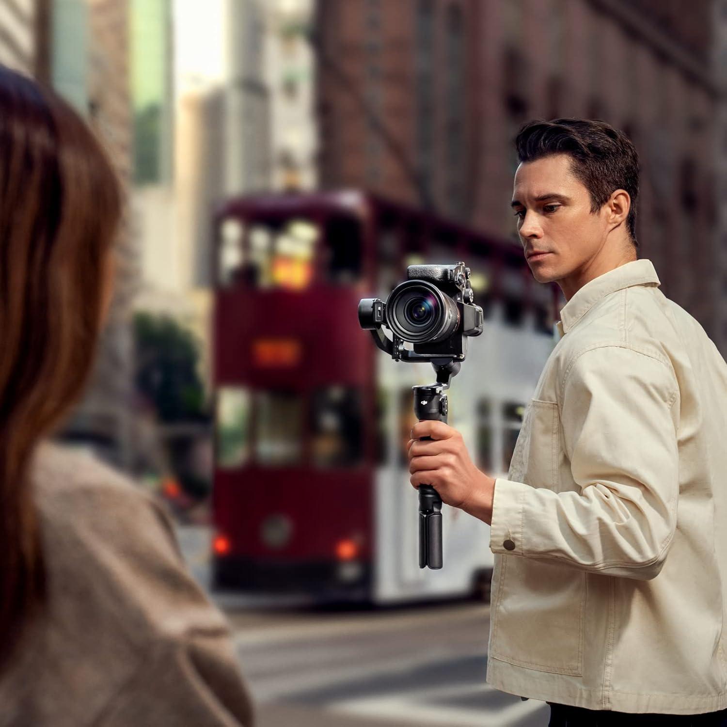 DJI RS 3 Mini Estabilizador 3 Ejes 2 kg Carga Bluetooth